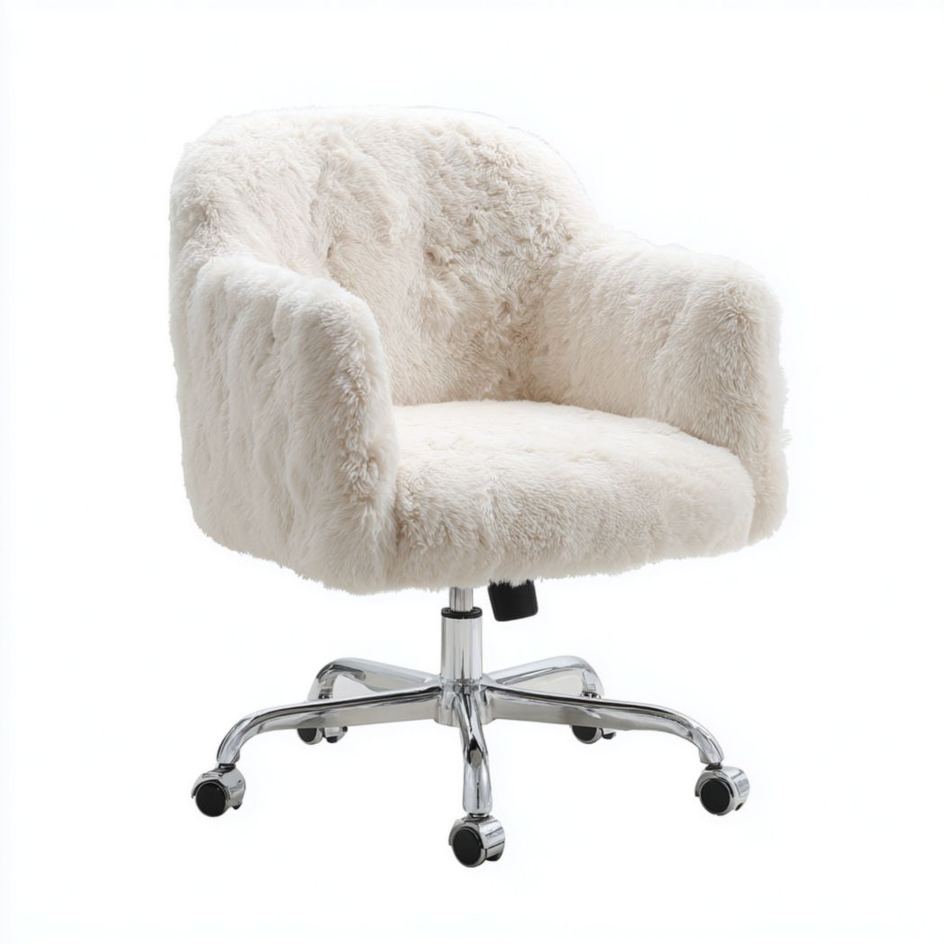 Chaise de bureau pivotante en fausse fourrure blanche avec base en métal chromé