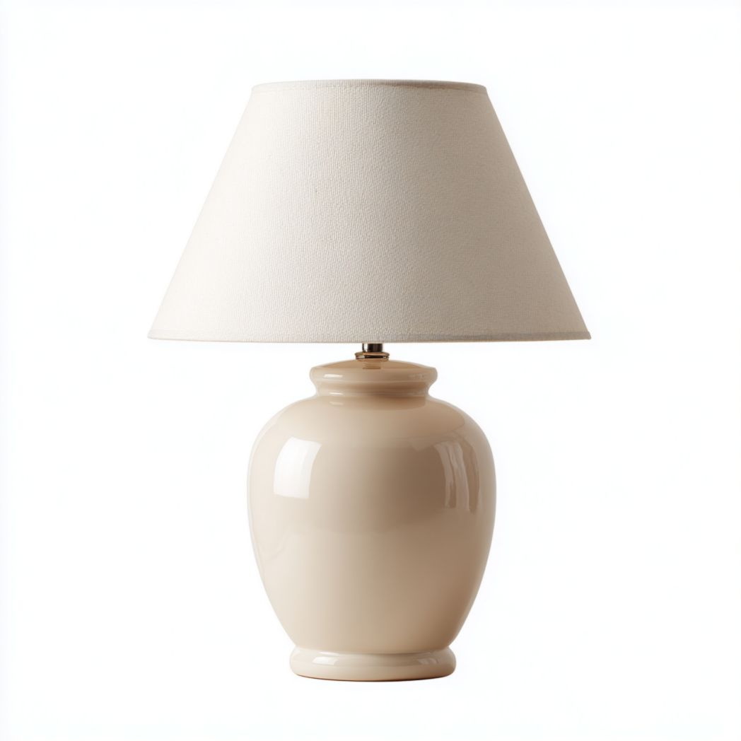 Lampe de table en céramique beige avec abat-jour en tissu blanc cassé