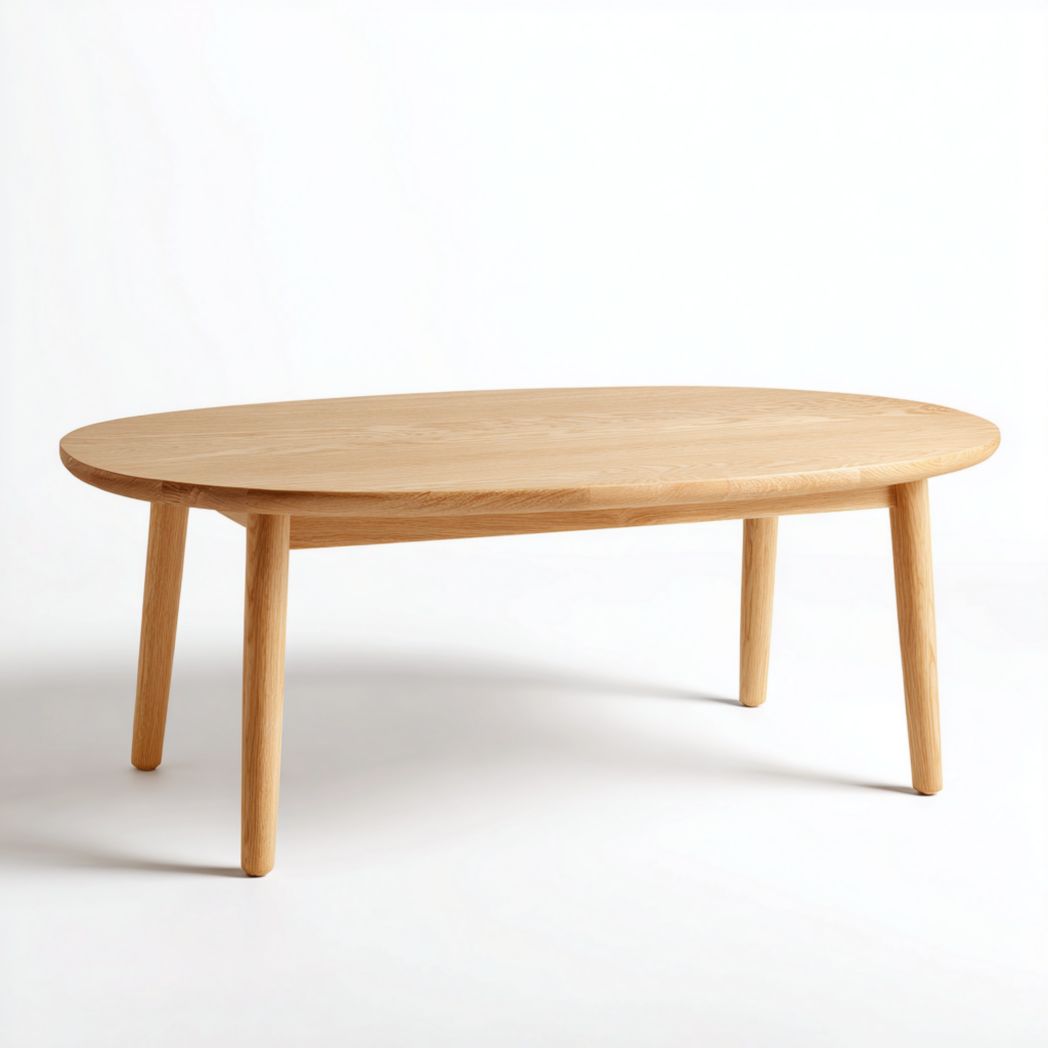 Table basse ovale à quatre pieds en bois marron clair