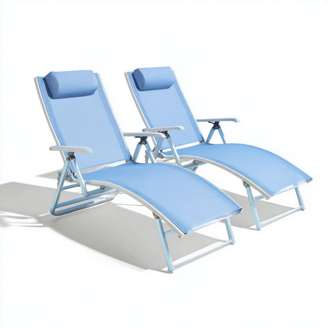 Lot de deux chaises longues réglables en métal bleu avec toile bleue