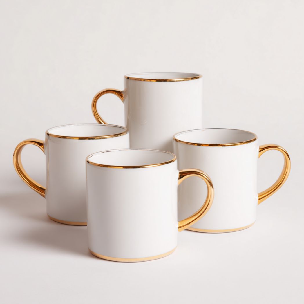 Ensemble de 4 mugs en céramique blancs avec anse et bordure dorée