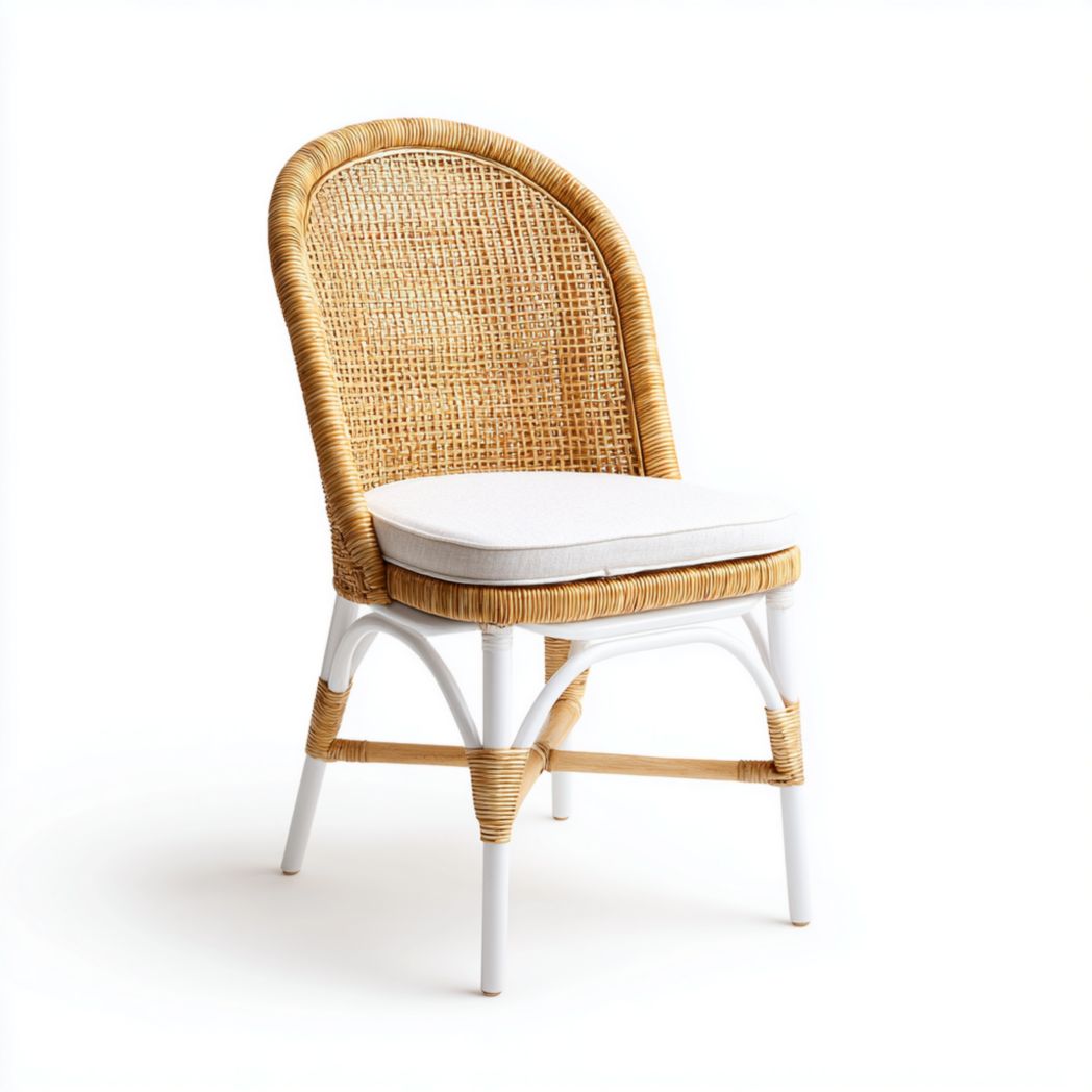 Chaise de salle à manger en rotin tressé｜Dossier arrondi, coussin d’assise beige, 4 pieds en métal blanc et rotin