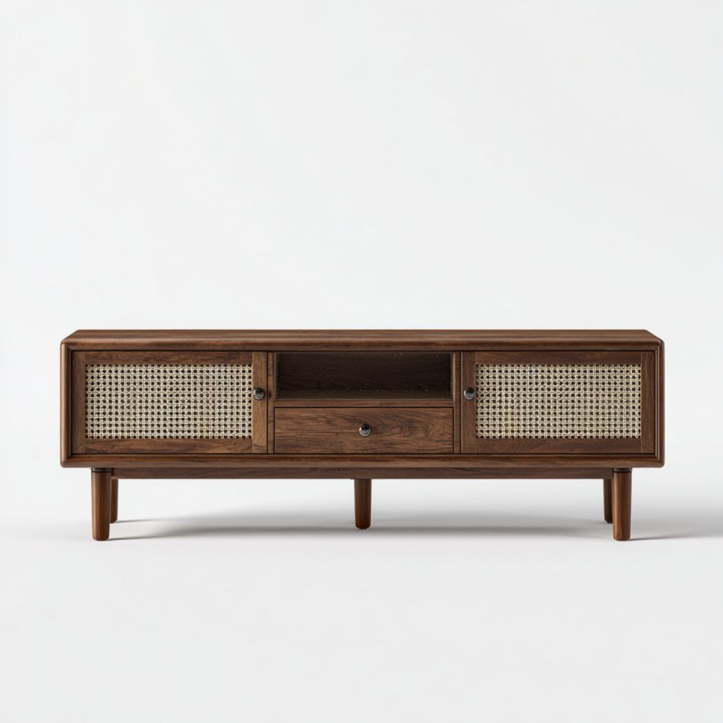 Meuble TV long marron foncé, structure en bois massif avec portes doubles en rotin et poignées rondes en métal