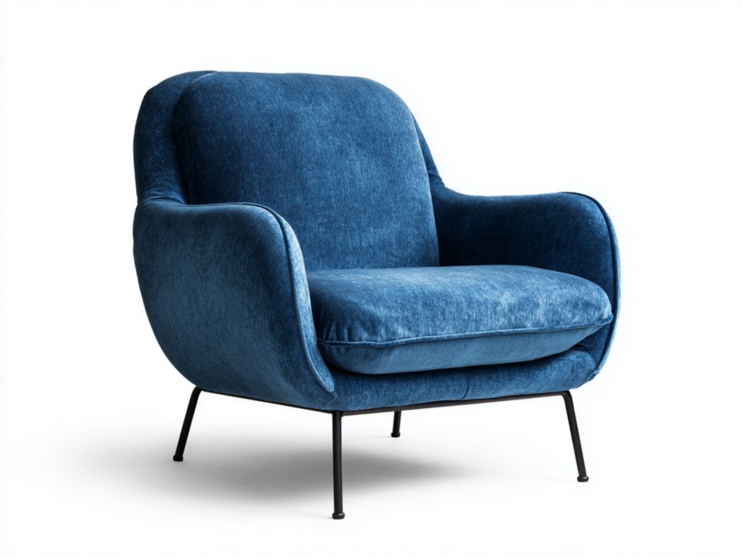 Fauteuil en tissu bleu à forme arrondie avec pieds en métal noir