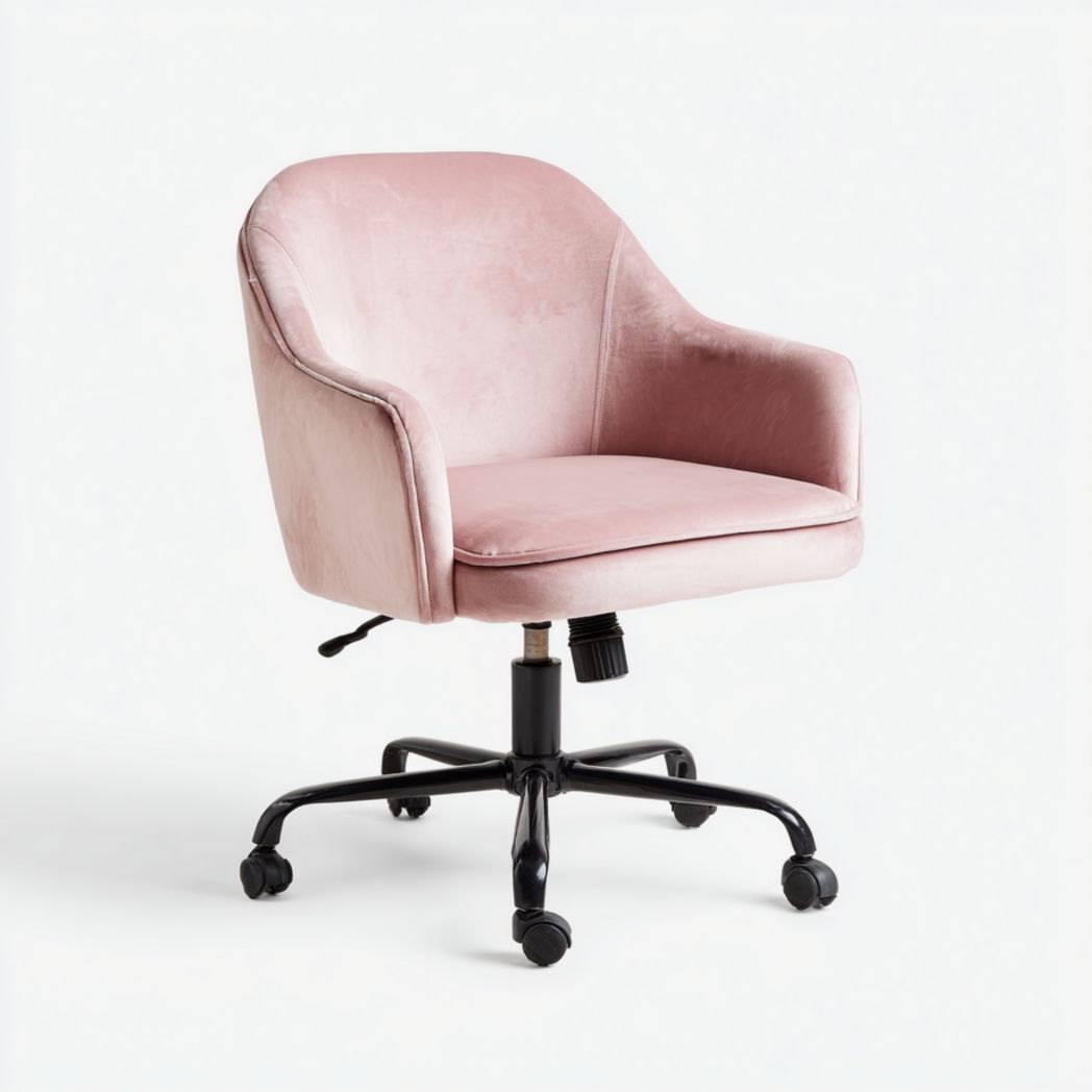 Chaise de bureau en velours rose avec base en métal noir et roulettes