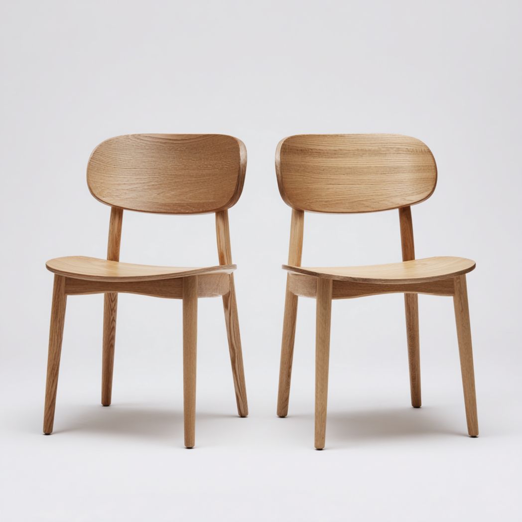 Lot de 2 chaises à manger en bois brun clair