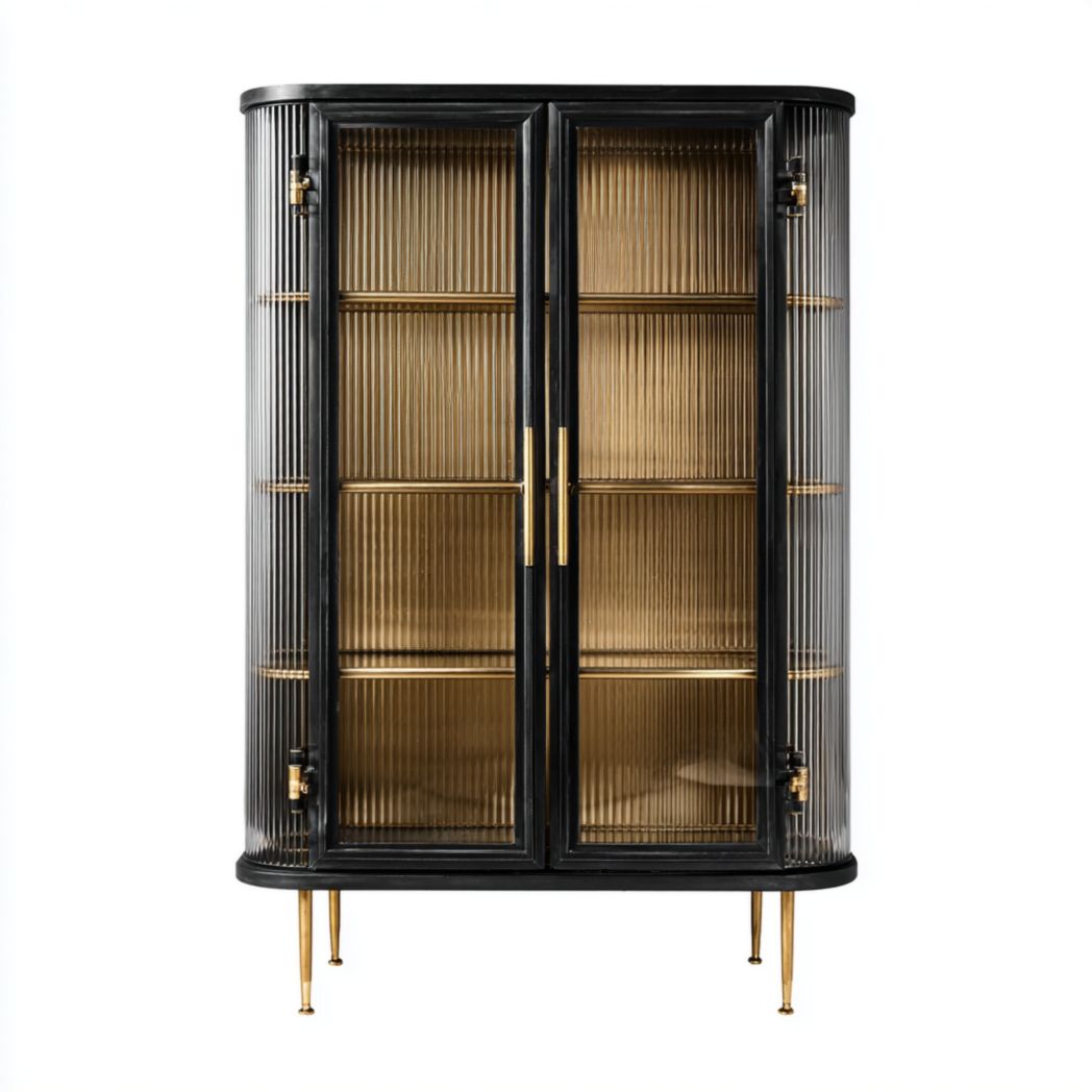 Vitrine de rangement en métal noir et doré avec portes en verre strié et forme arrondie
