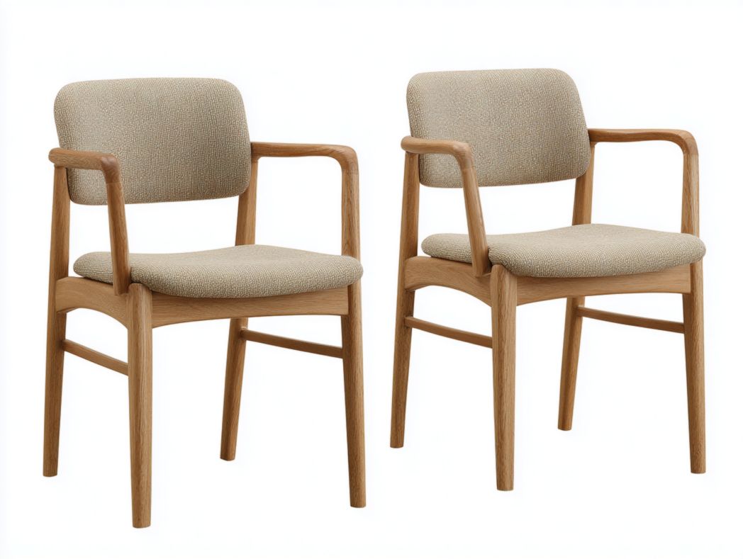 Lot de 2 chaises en bois clair avec accoudoirs et assise en lin beige
