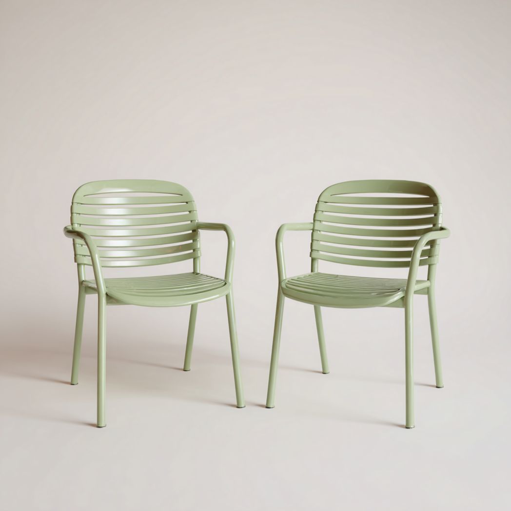 Lot de 2 fauteuils de jardin en métal vert clair
