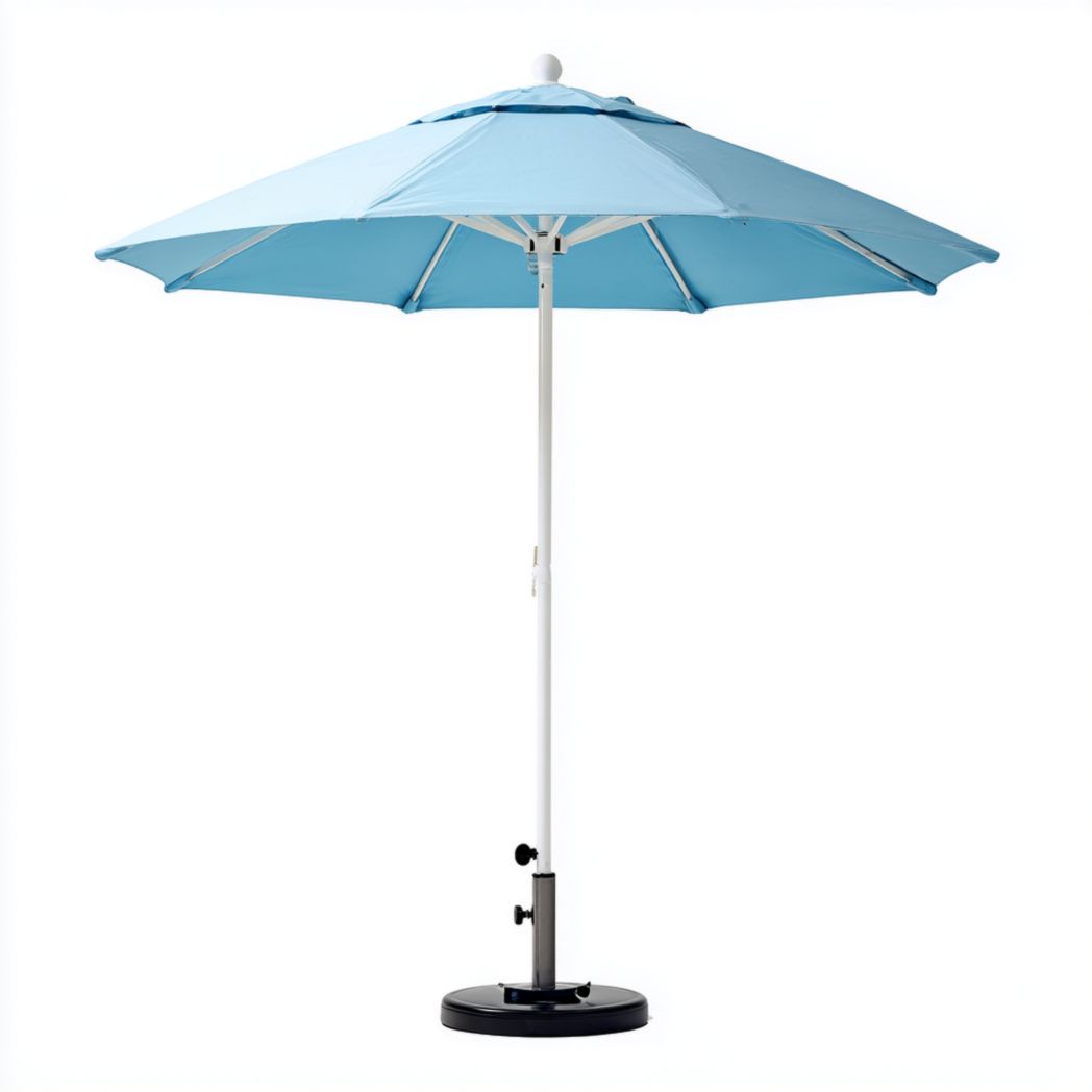 Parasol rond en polyester bleu ciel, mât métallique blanc et base noire