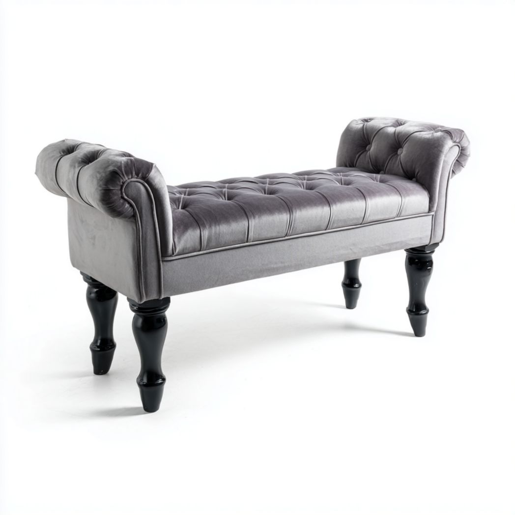 Banquette en velours gris avec accoudoirs roulés