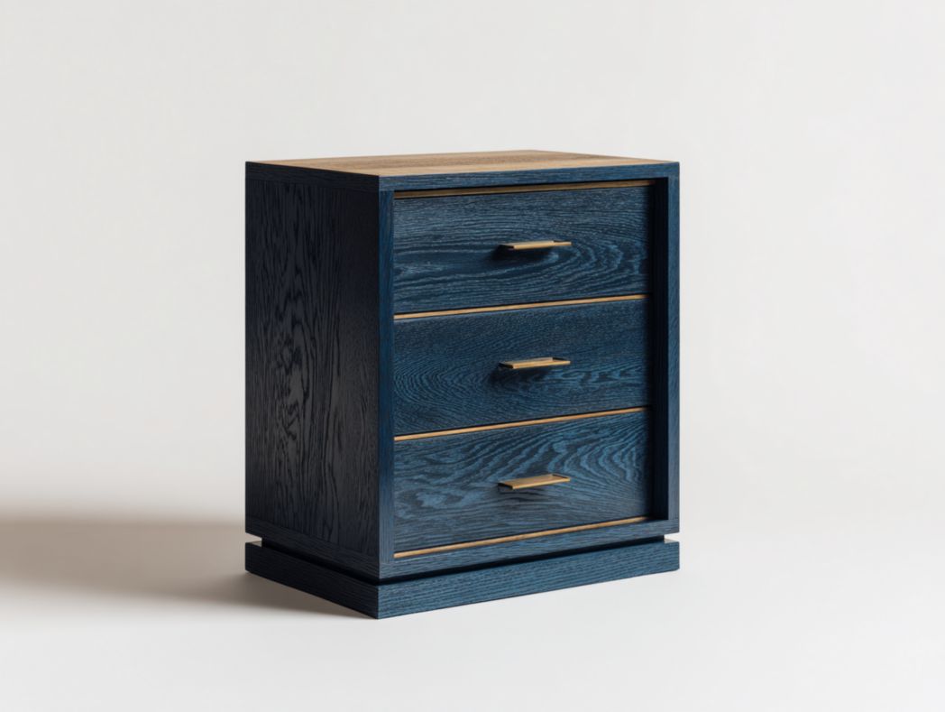 Meuble à chaussures bleu foncé avec dessus brun clair et poignées dorées