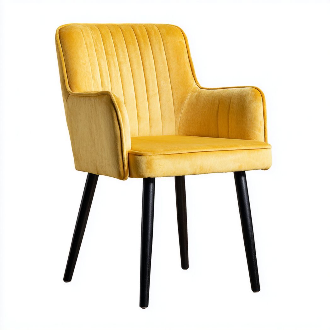 Chaise de salle à manger en velours jaune clair avec pieds en métal noir