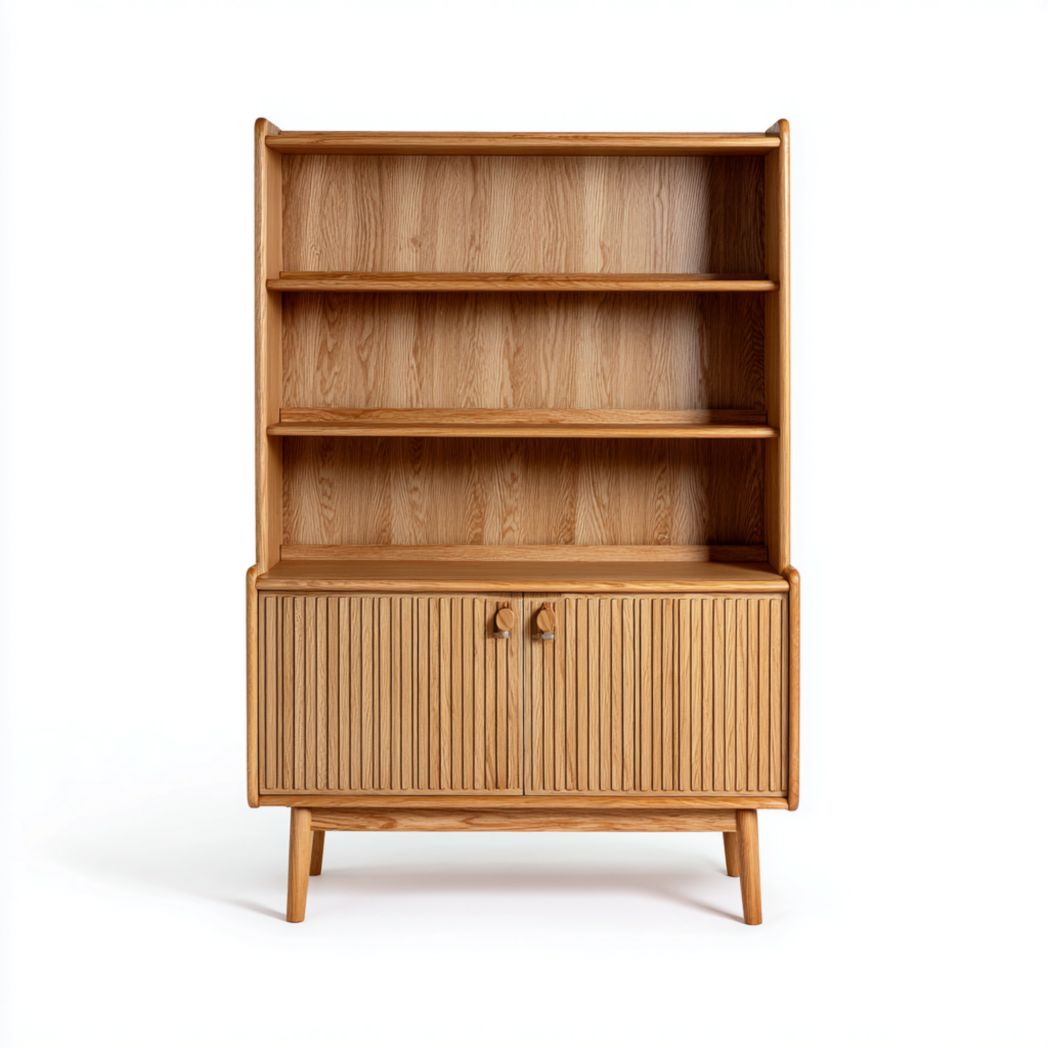 Bibliothèque en bois avec trois étagères ouvertes et meuble bas à deux portes