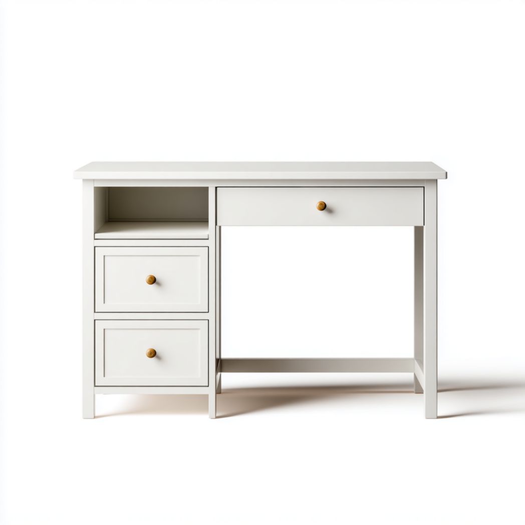 Bureau blanc avec trois tiroirs et poignées rondes en bois