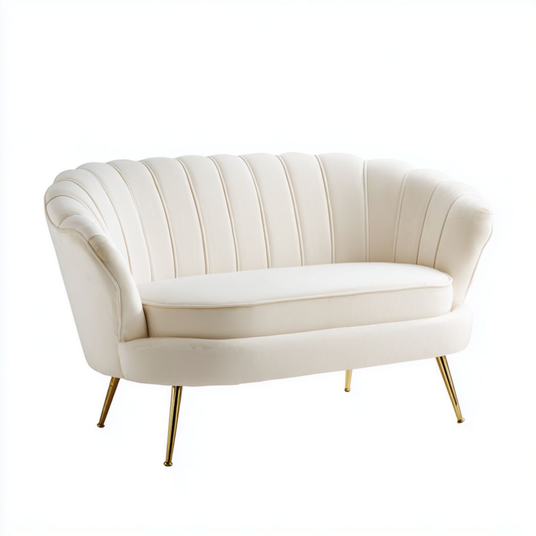 Canapé 2 places en velours blanc cassé, pieds métalliques dorés