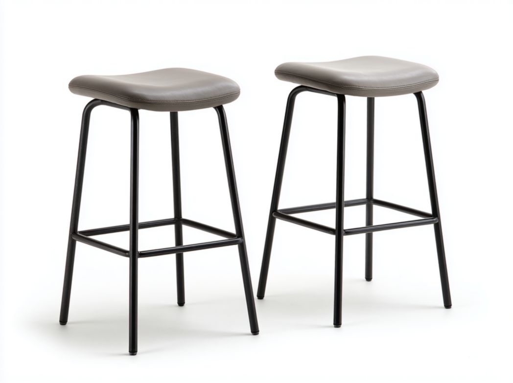 Lot de 2 tabourets de bar en simili cuir gris, pieds métalliques noirs
