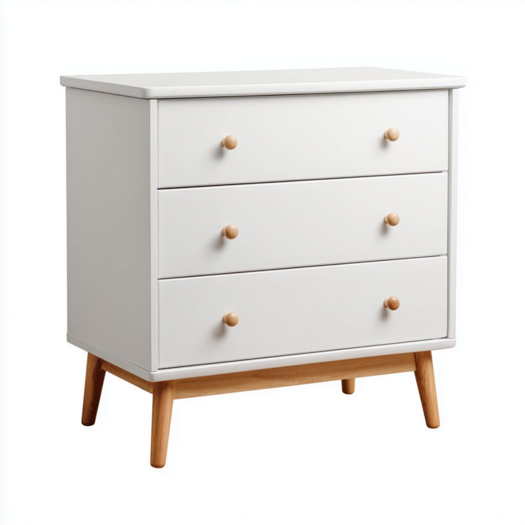 Commode en bois blanche avec trois tiroirs et boutons brun clair