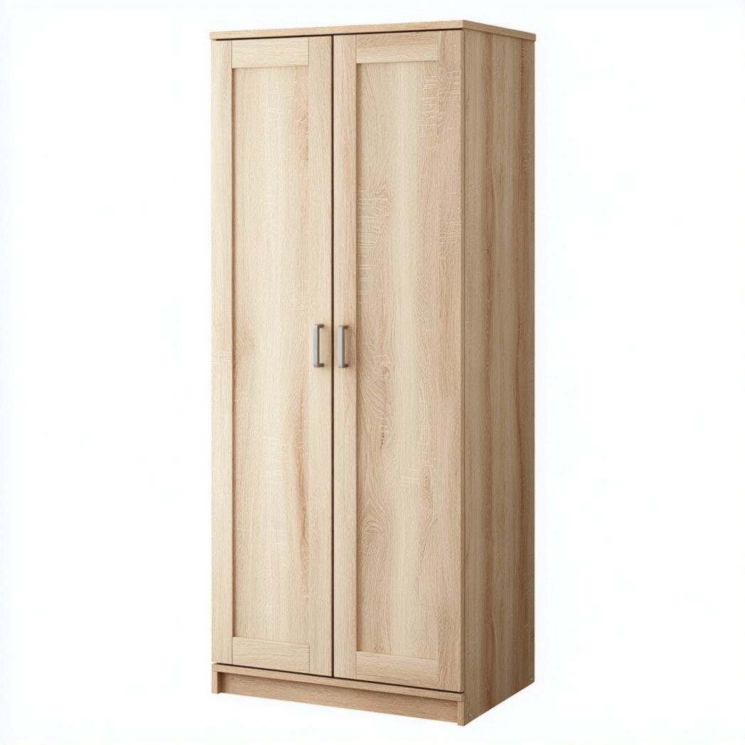 Armoire en bois brun clair à deux portes avec poignées argentées