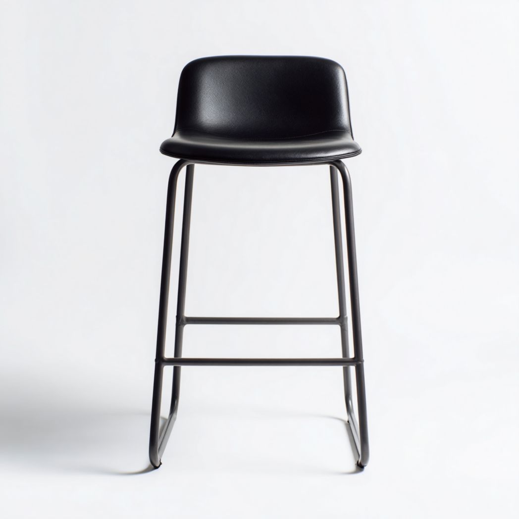 Tabouret de bar en PU noir avec pieds en métal noir
