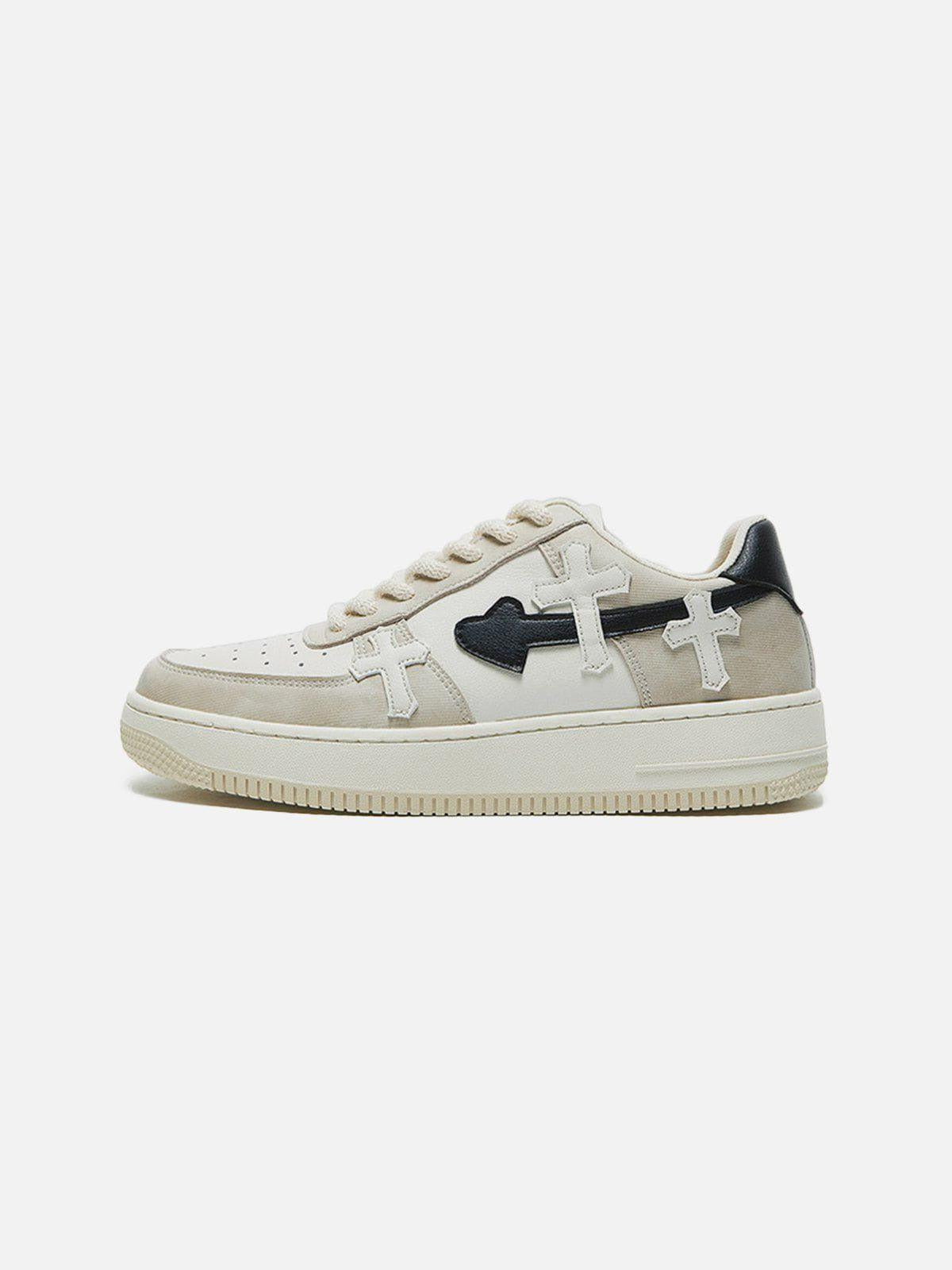 TALISHKO Colorblock Cross Heart Casual Shoes