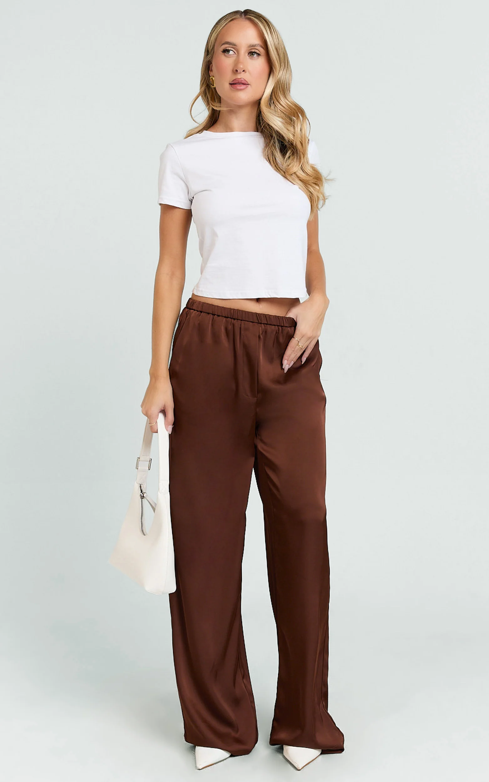 Gloria Pants - Low Rise Straight Leg Pants in Chocolate