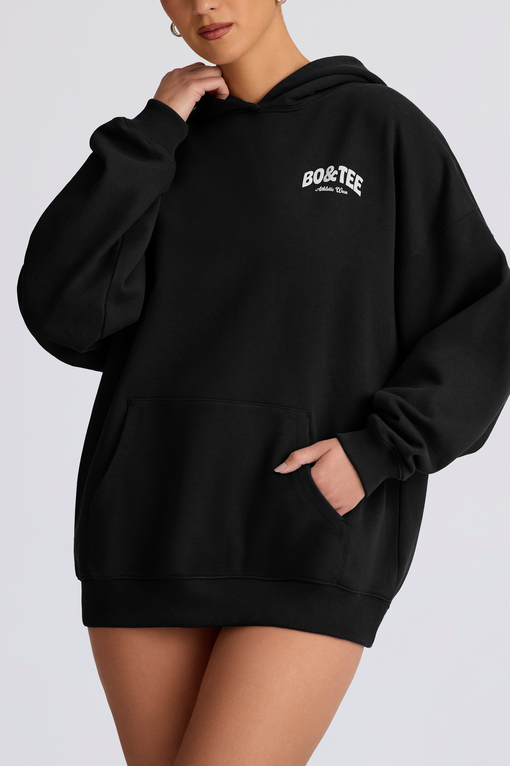 Oversized Hoodie in Black