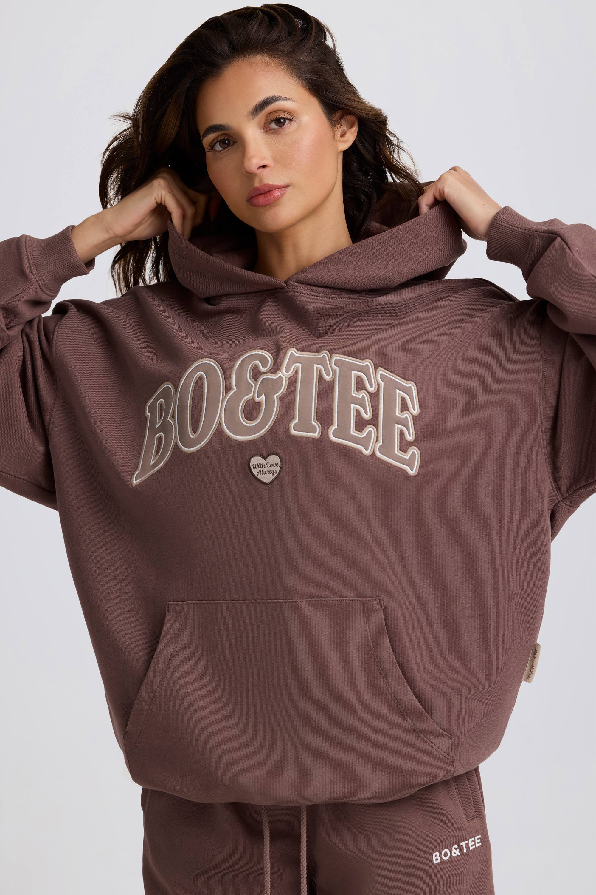 Oversized Hoodie in Mocha