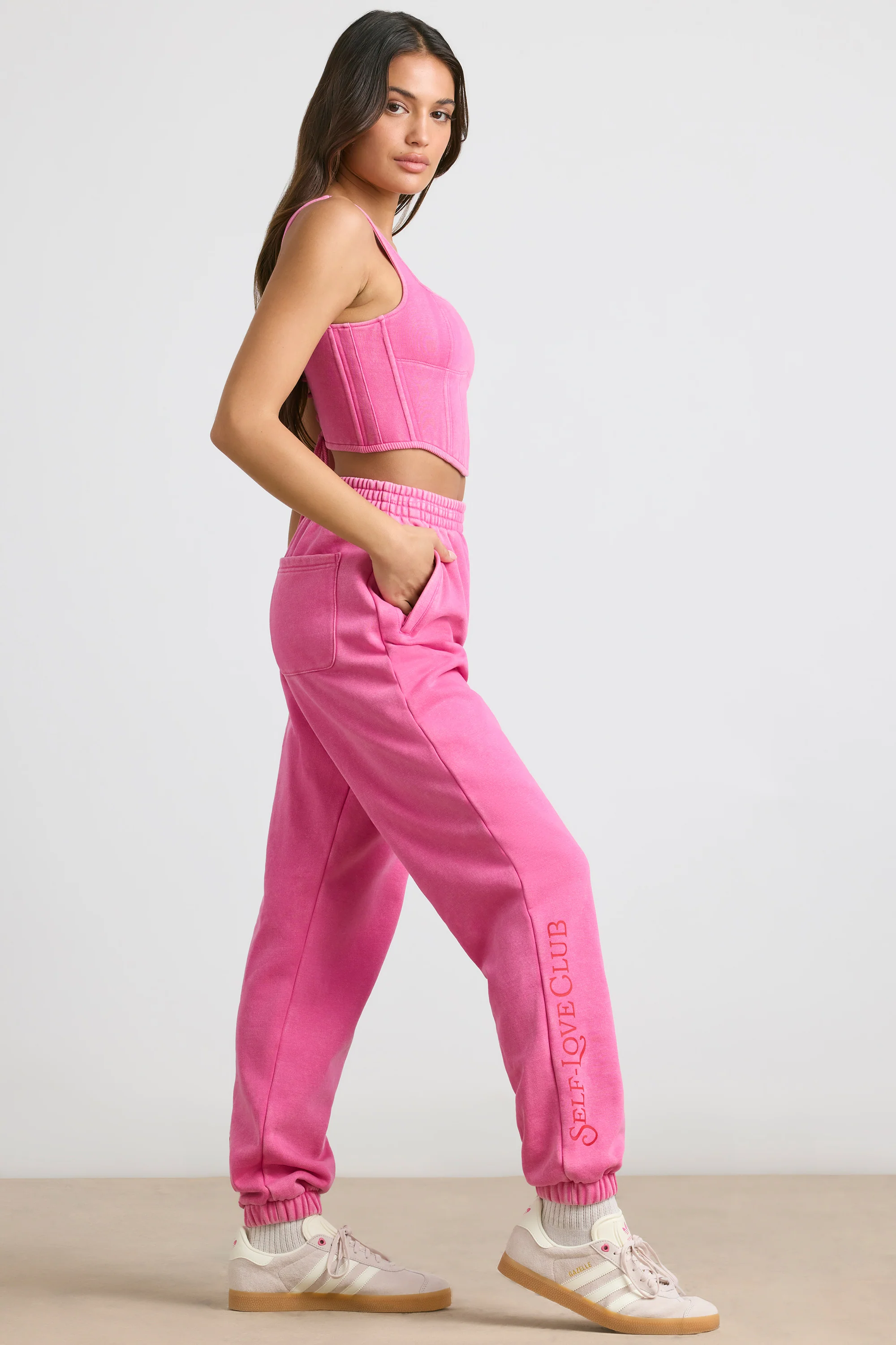 Oversized Joggers in Hot Pink