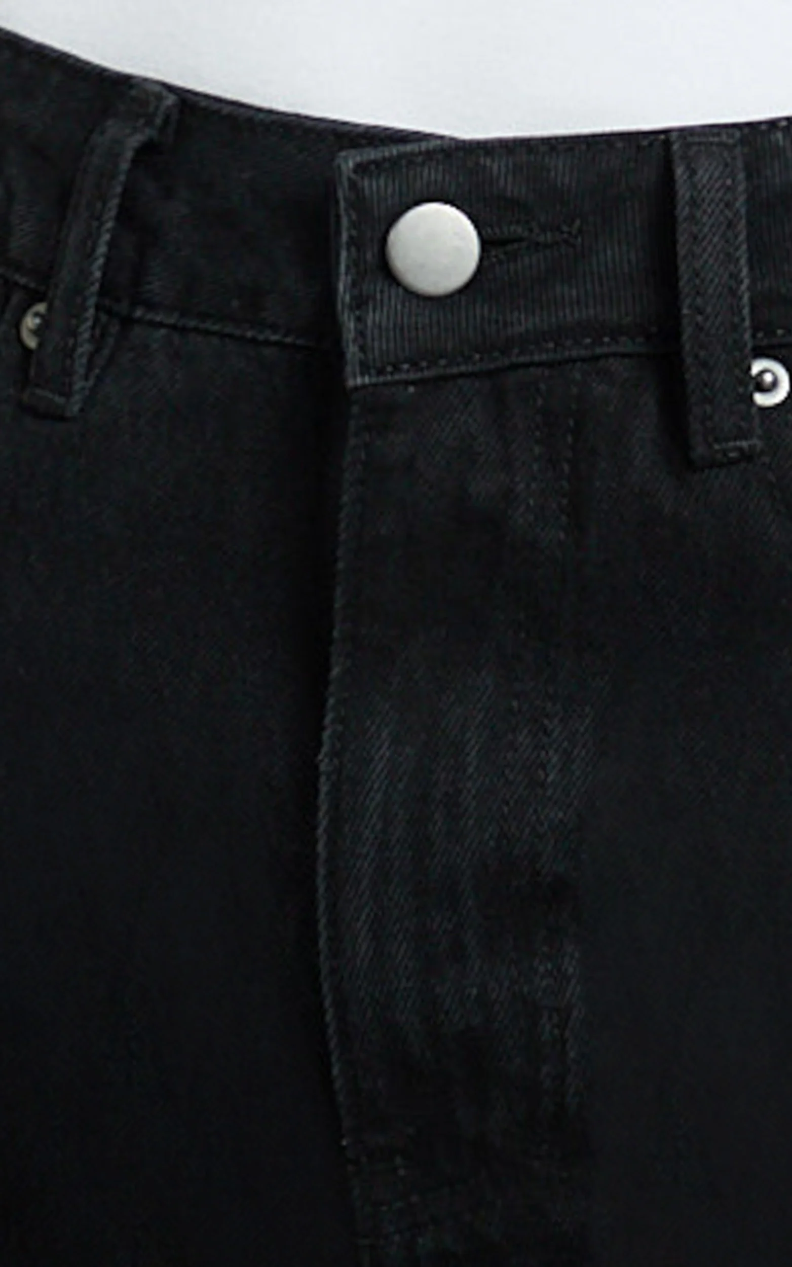 Abbie Jeans - Mid Rise Straight Leg Recycled Denim Jeans in Clean Black