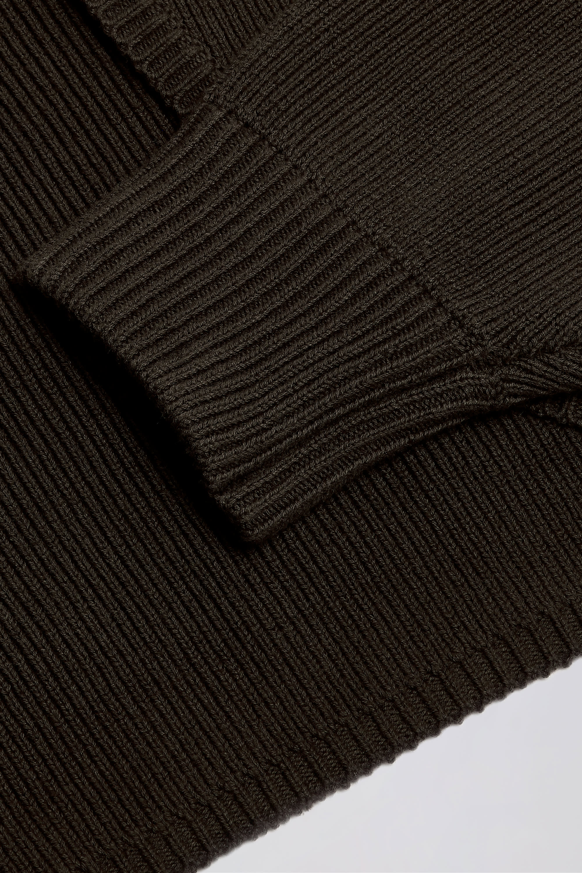 Ribbed-Knit Cropped Shrug in Pecan