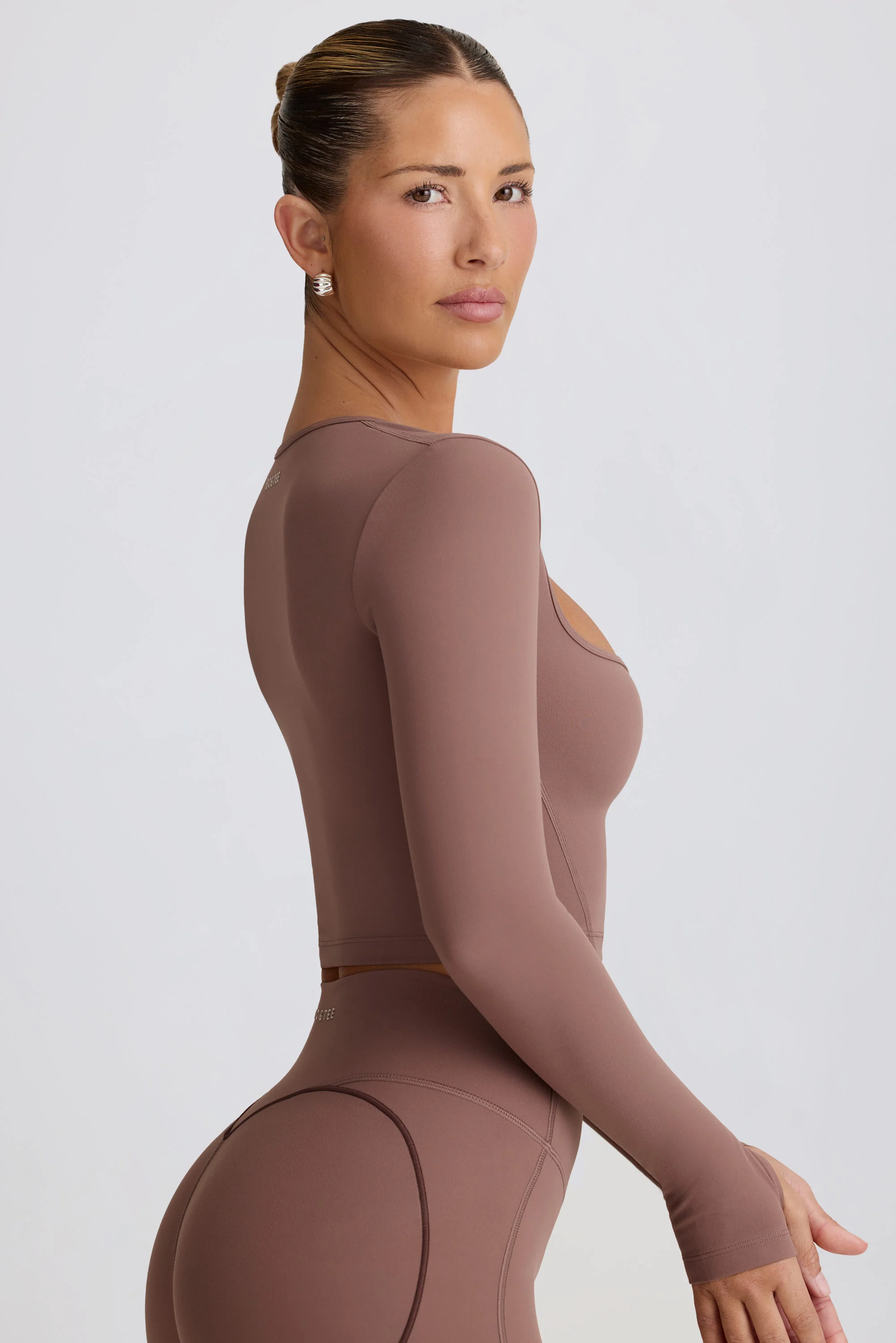 Soft Active Sweetheart-Neck Crop Top in Mocha