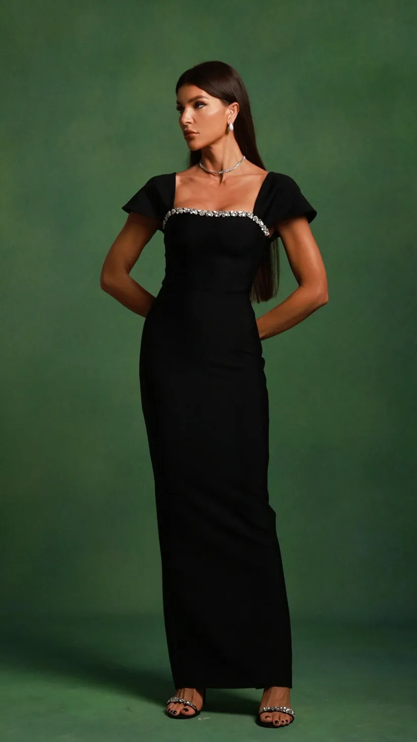 Romelle Diamond Bandage Maxi Dress – Short Sleeve Elegant Gown