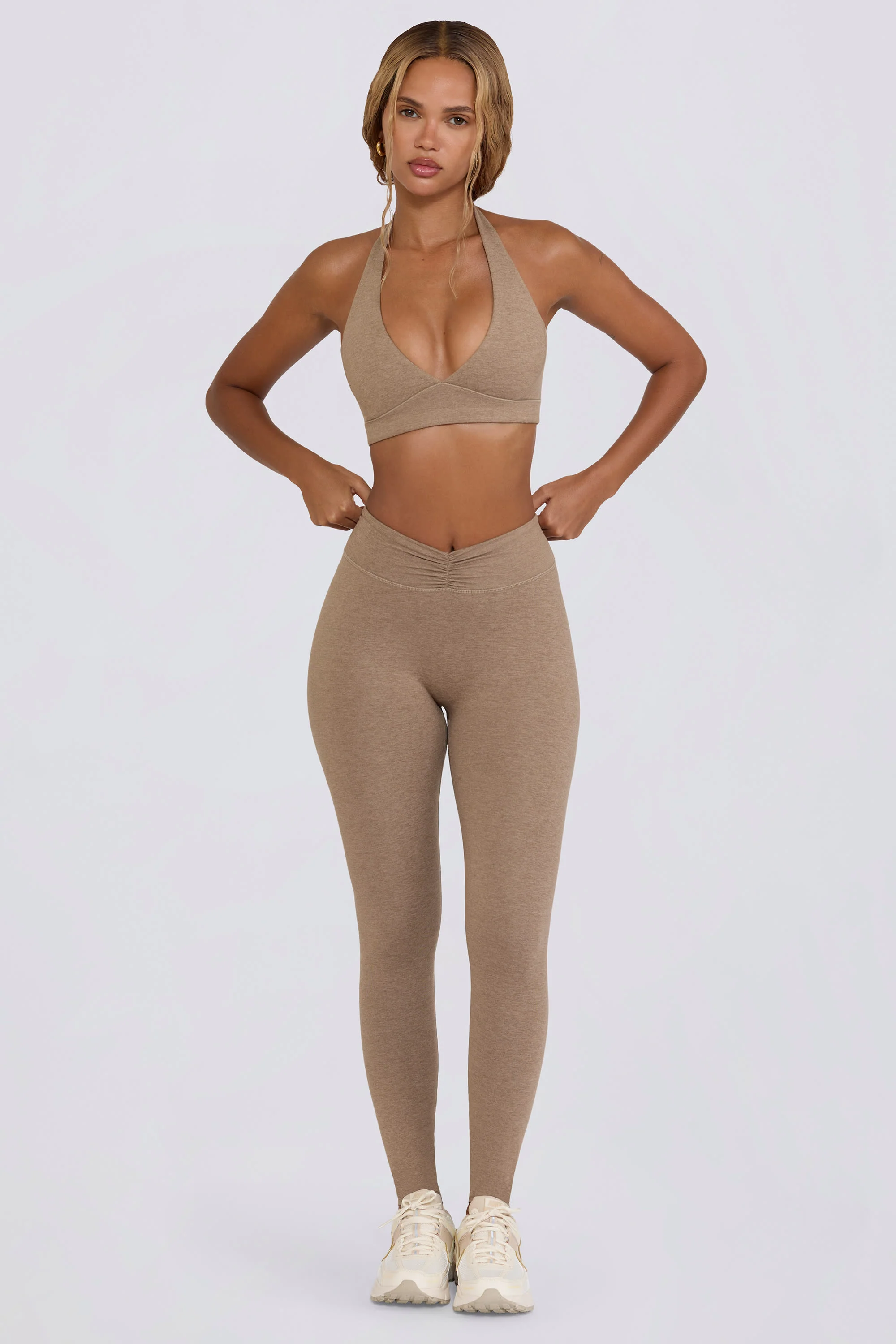 Ruched Mid-Rise Leggings in Mocha Marl