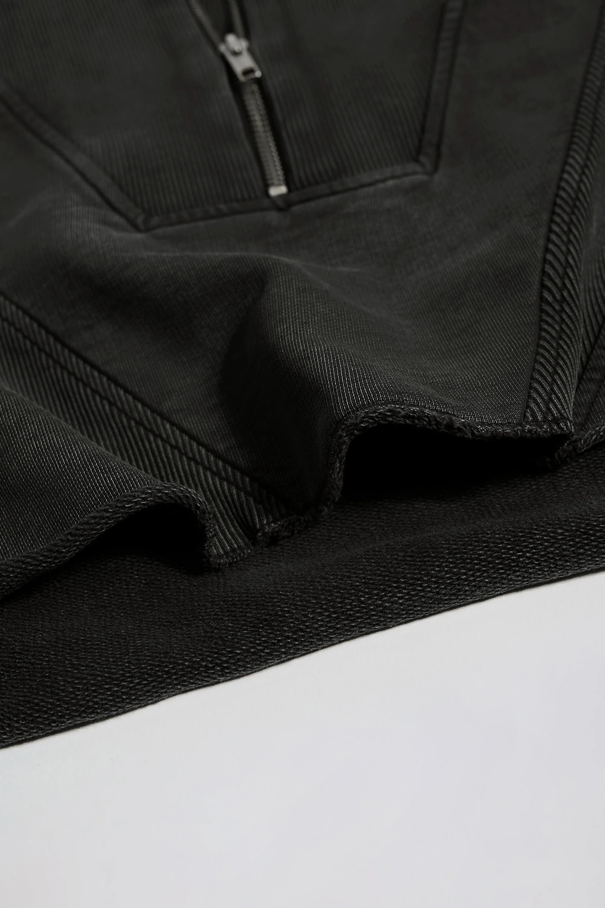 Acid Wash Cropped Sweatshirt in Ash