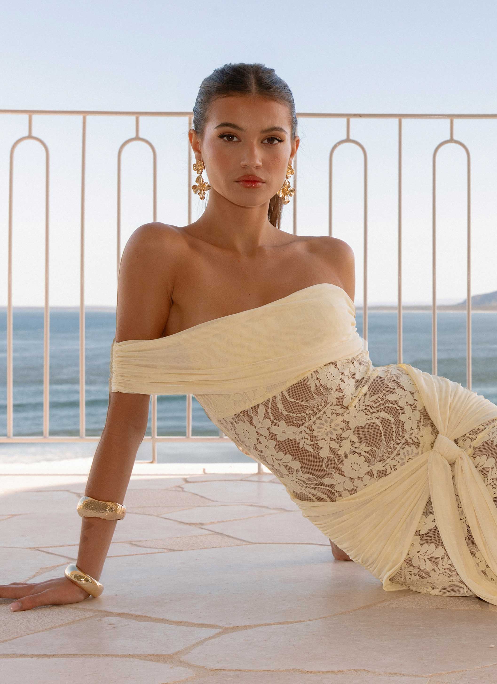 Gracie Twist Maxi Dress - Yellow