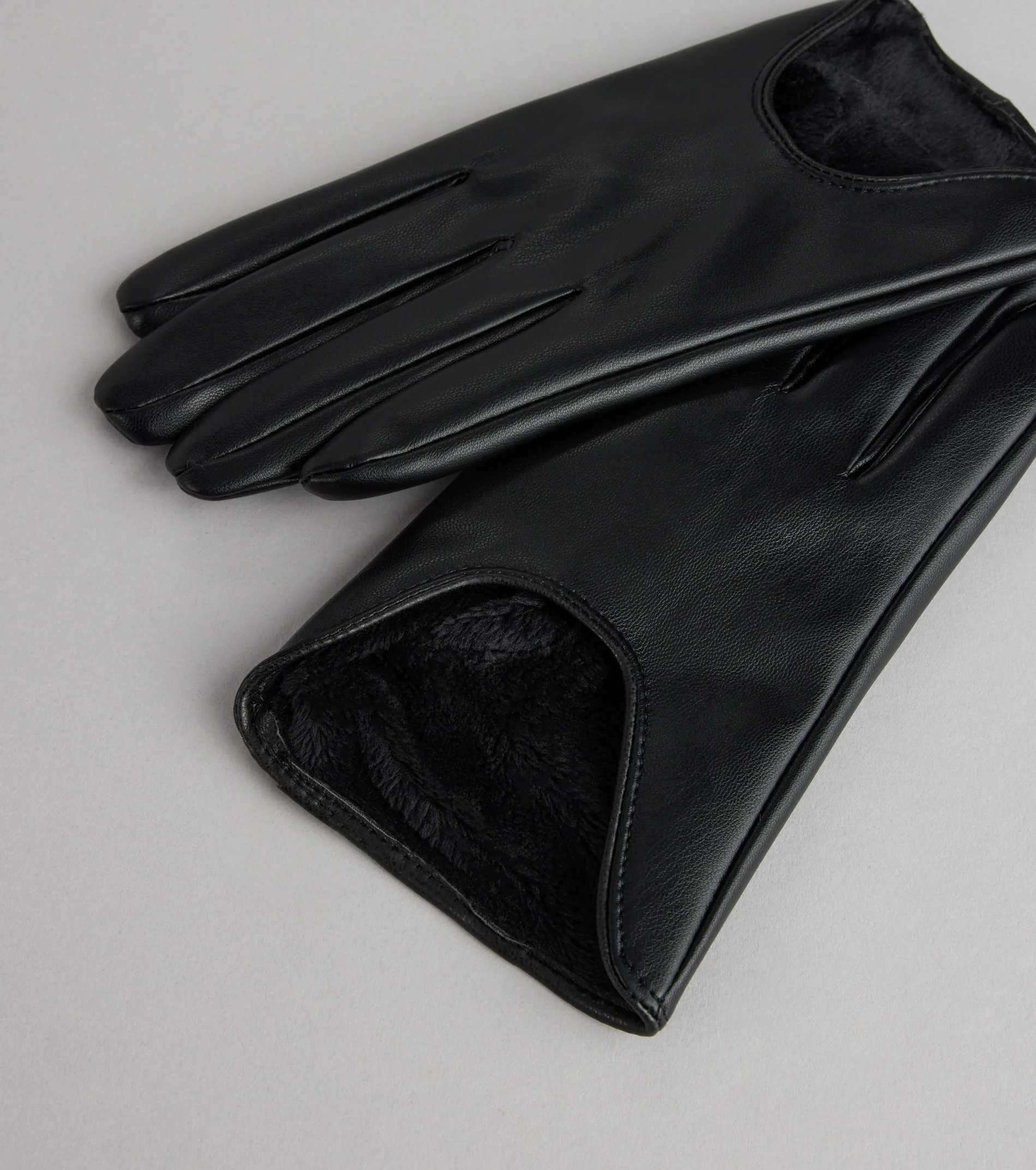 Simply Chic Faux Leather Gloves