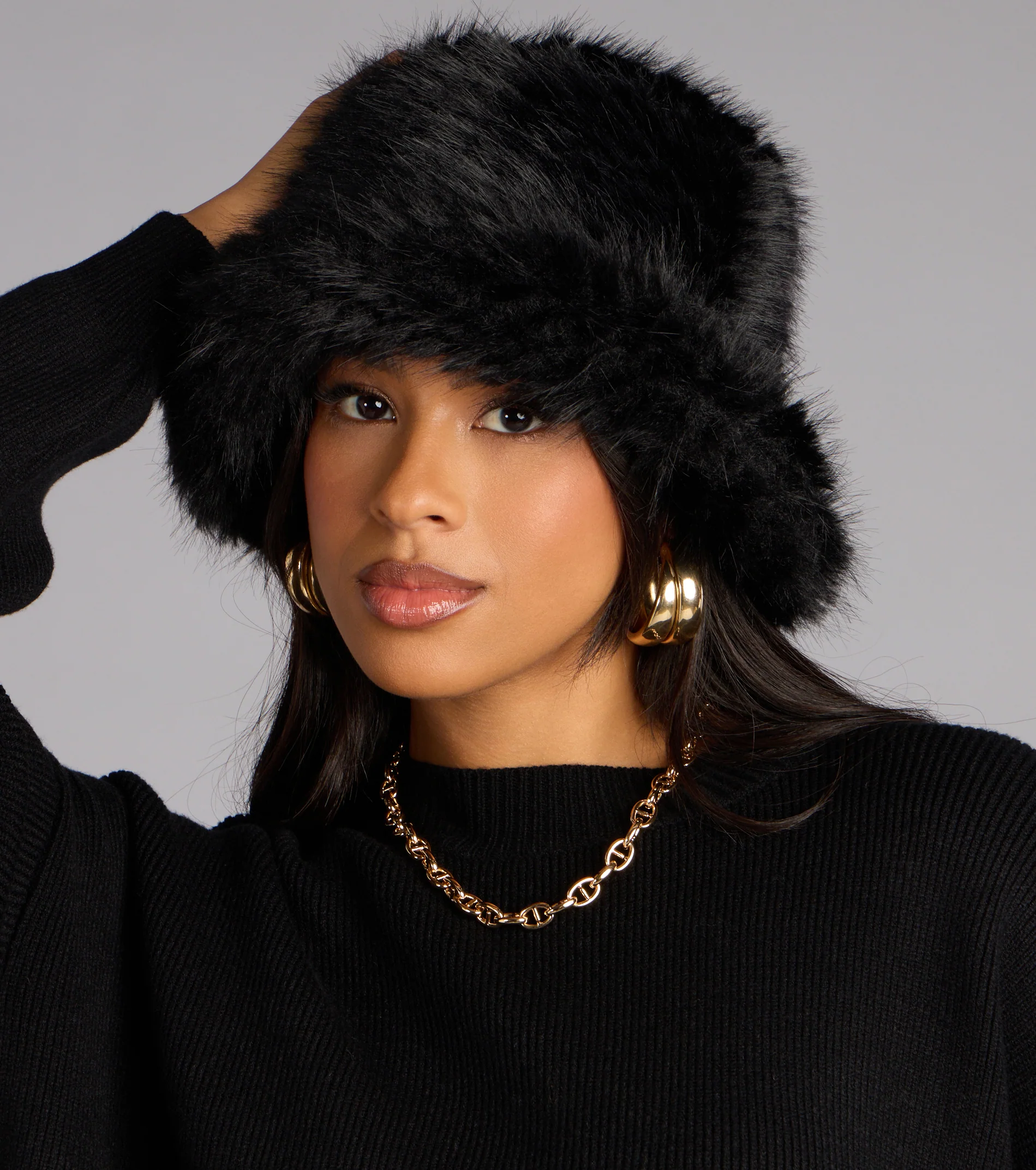 Cold Girl Classic Faux Fur Bucket Hat