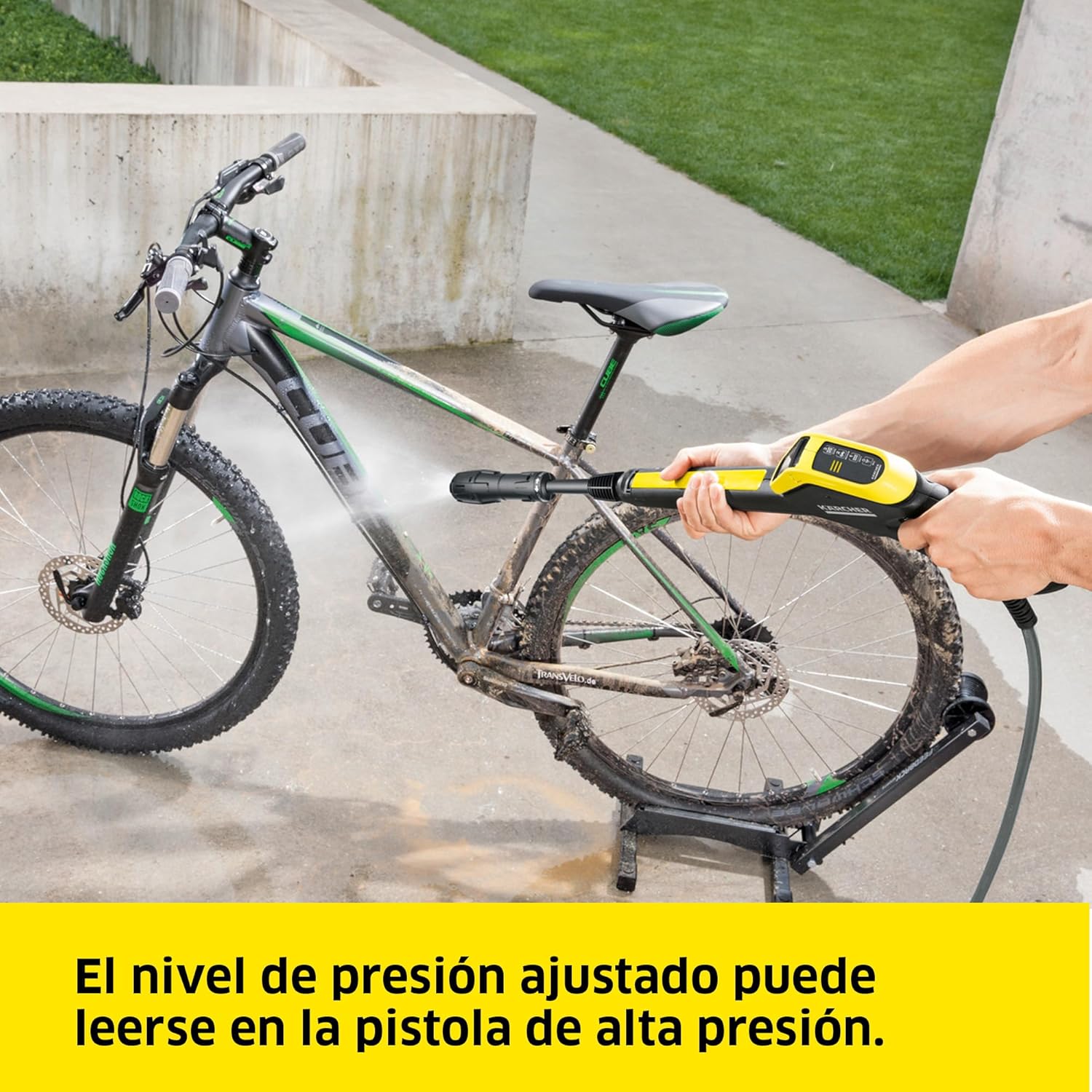 Kärcher Hidrolimpiadora K 4 Power Control, presión: 130 bar, caudal: 420 l/h, rendimiento: 30 m²/h, filtro de agua, 11,5 kg, pistola y manguera de alta presión, boquilla turbo, lanza pulverizadora