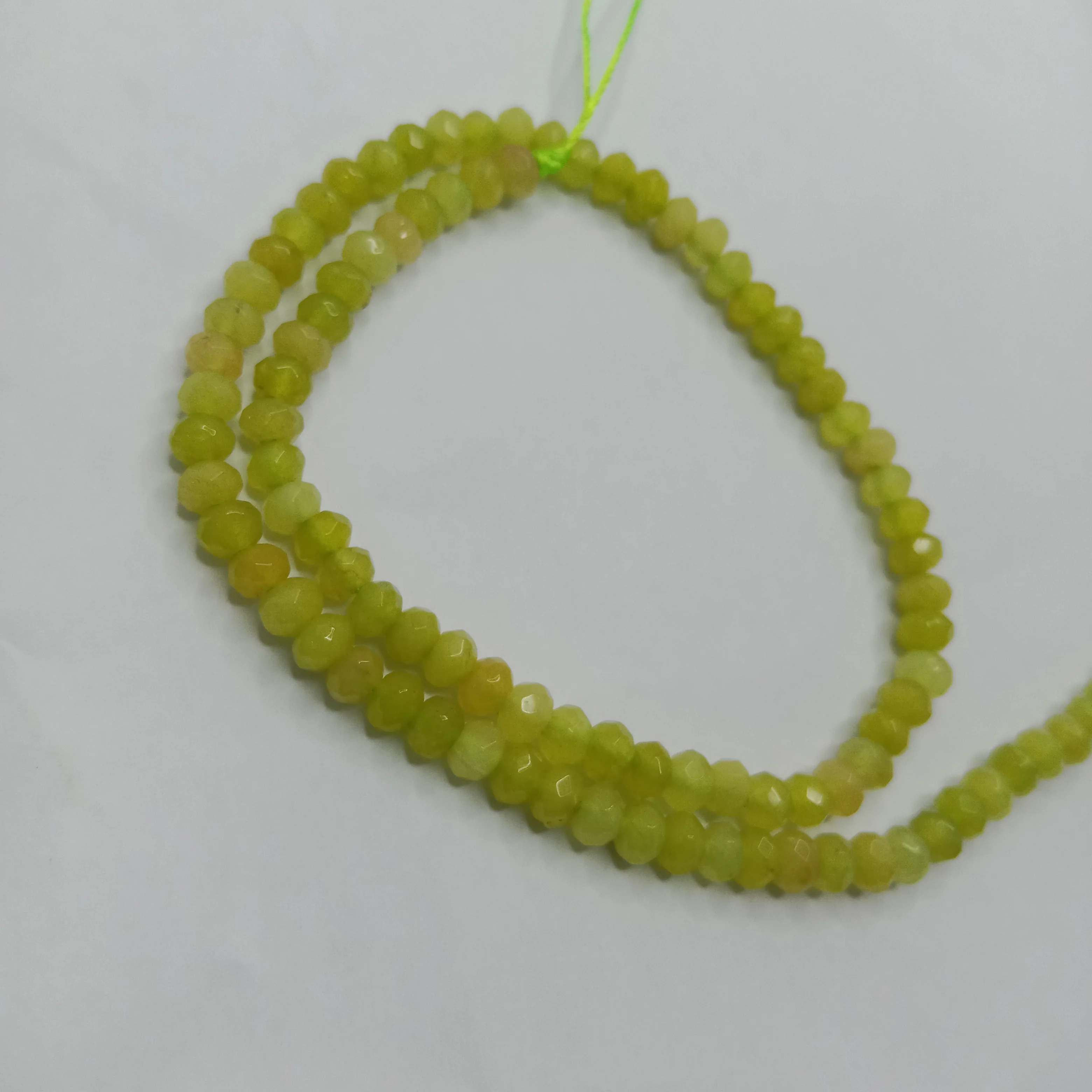 Garabes Green High Quality agateRondell Beads  4mm 1 string