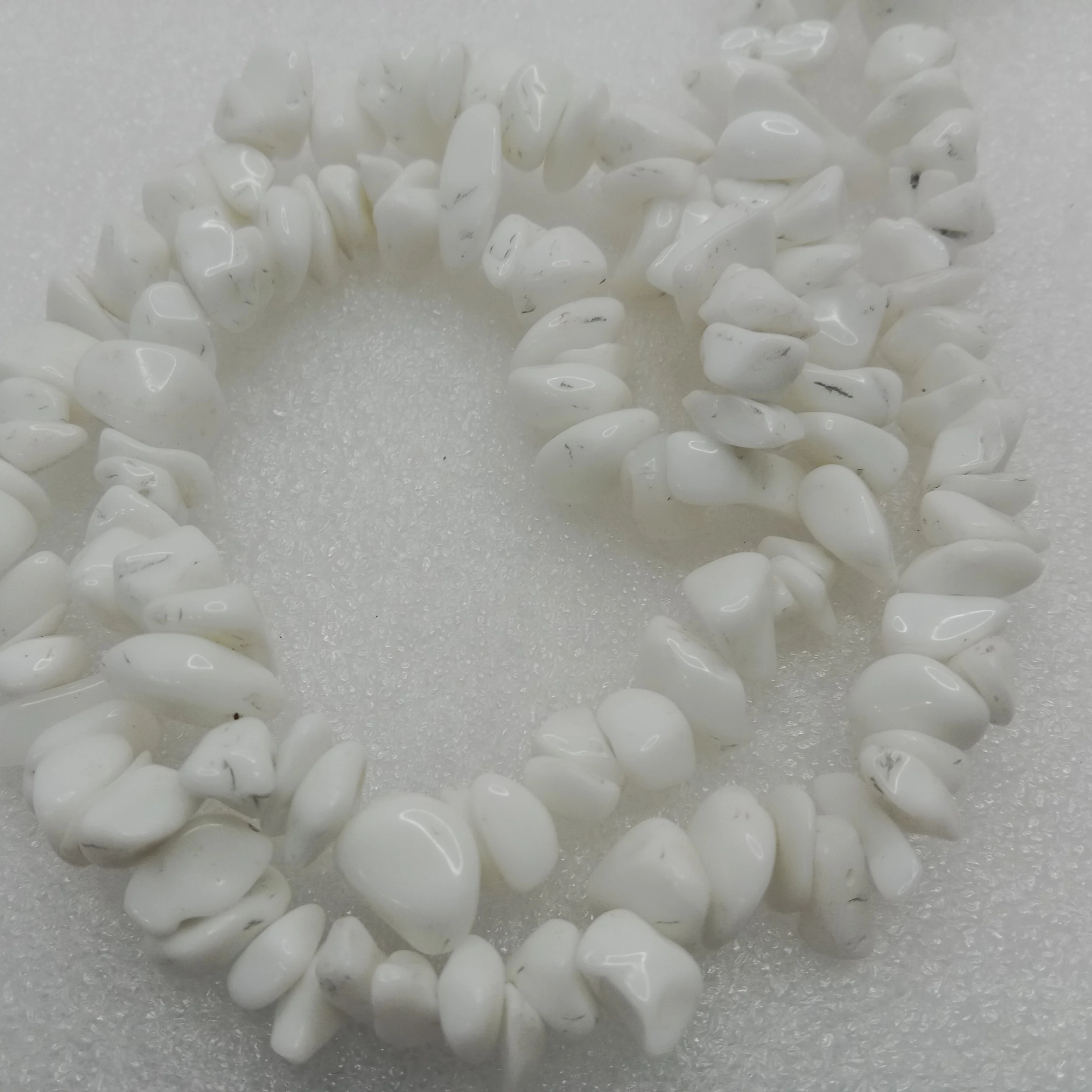 White marble chip beads Uncut stone beads 1 string