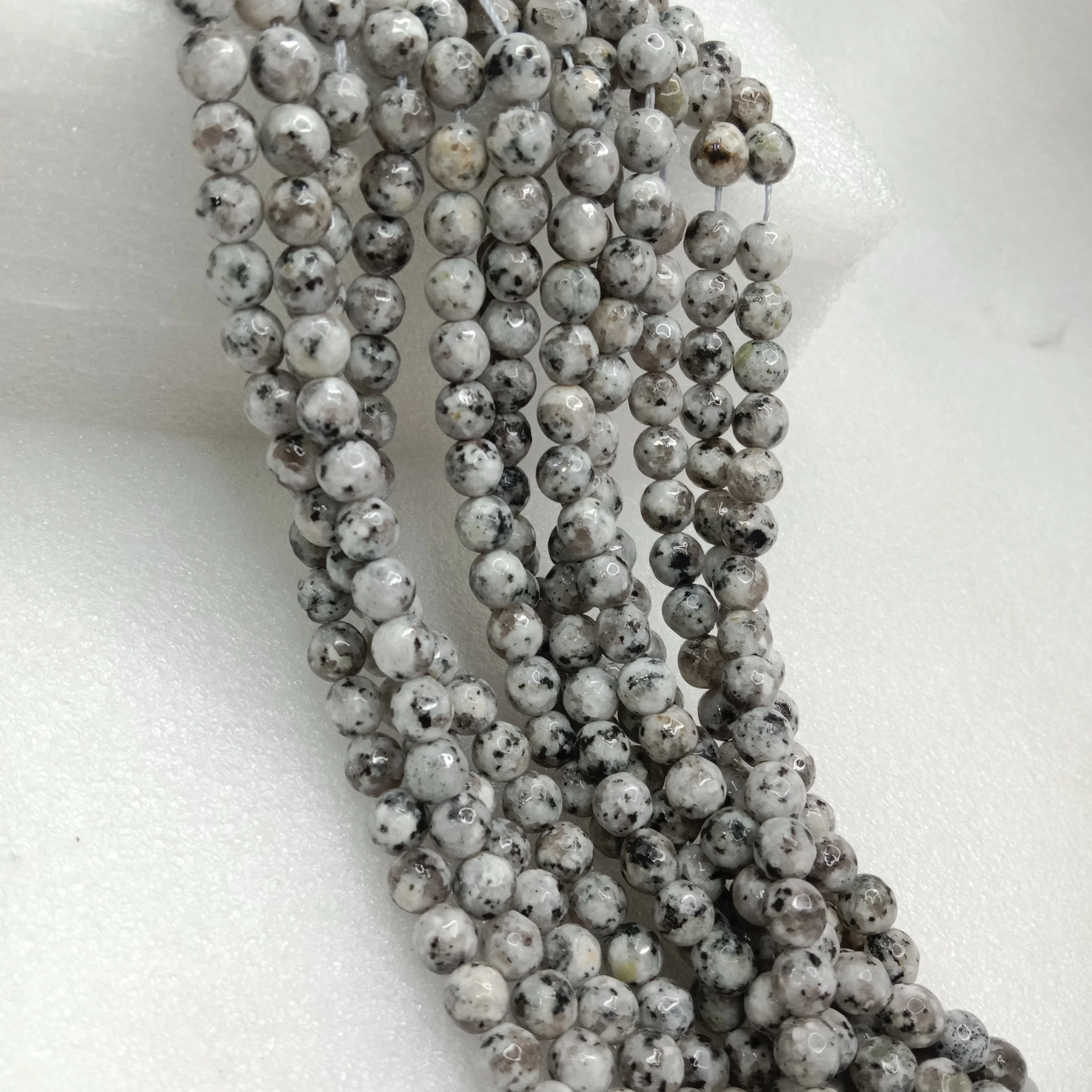 White and black High Quality agate Round Beads 6mm 1 string(60pcs)