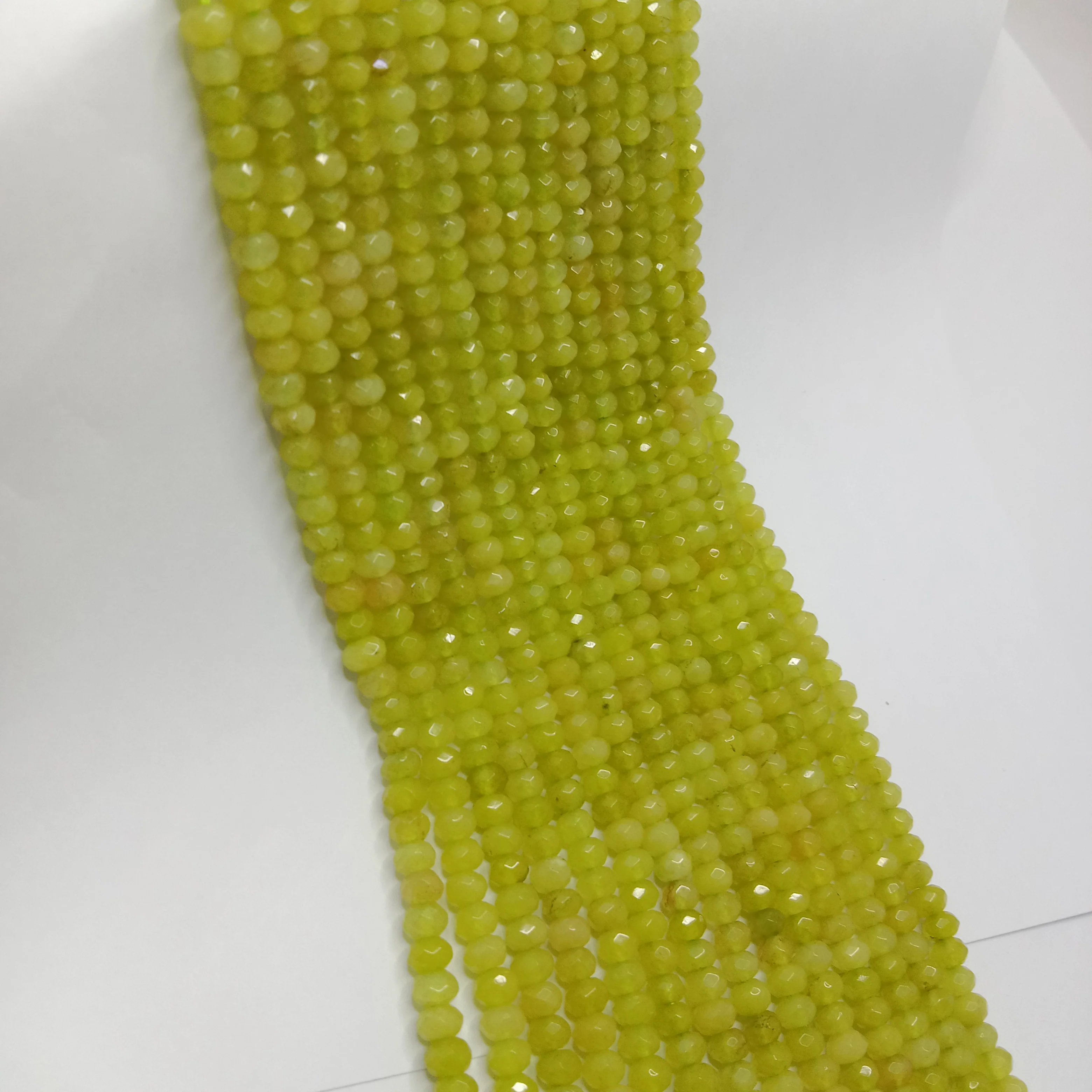 Garabes Green High Quality agateRondell Beads  4mm 1 string