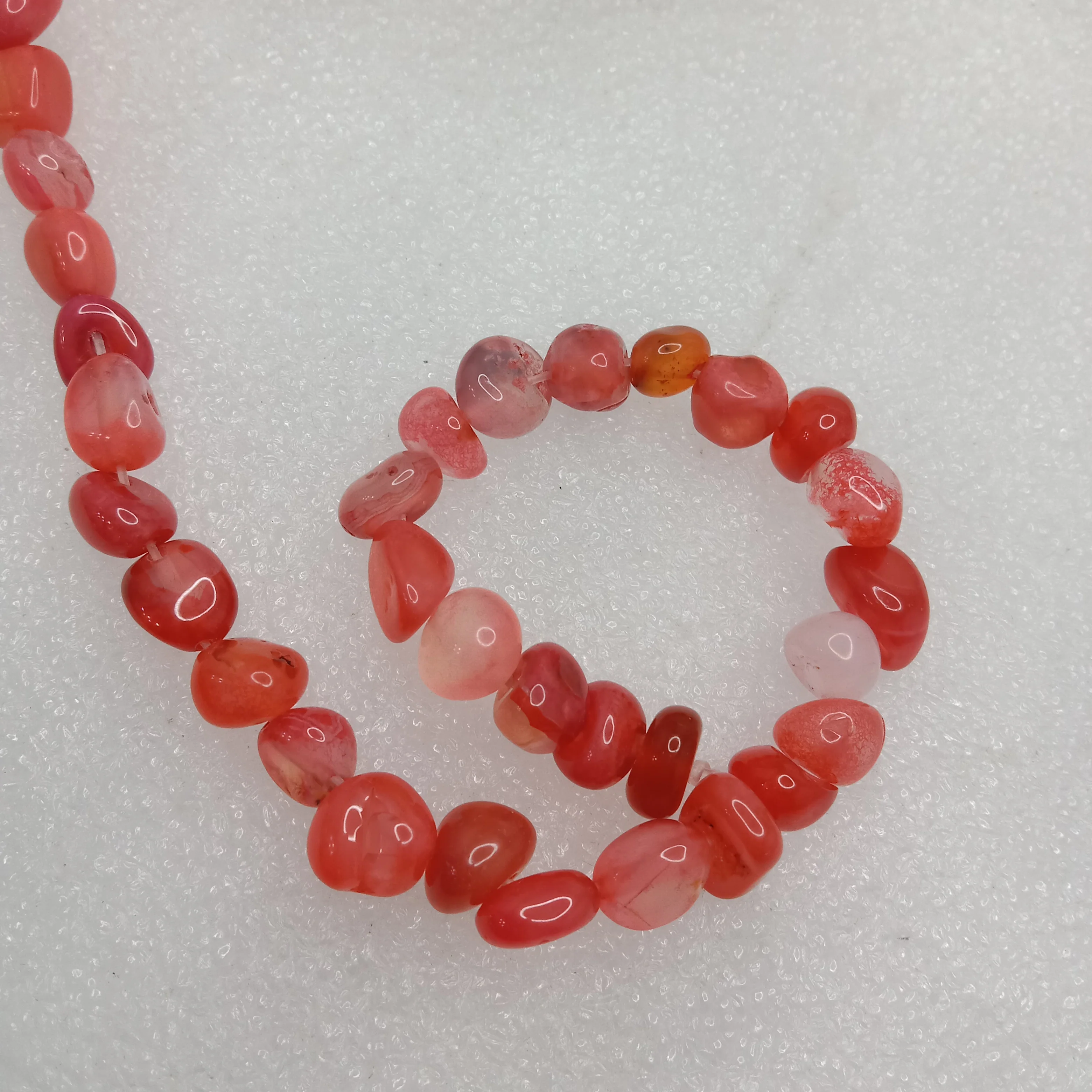 Shaded red colour tummble stone beads 1 string
