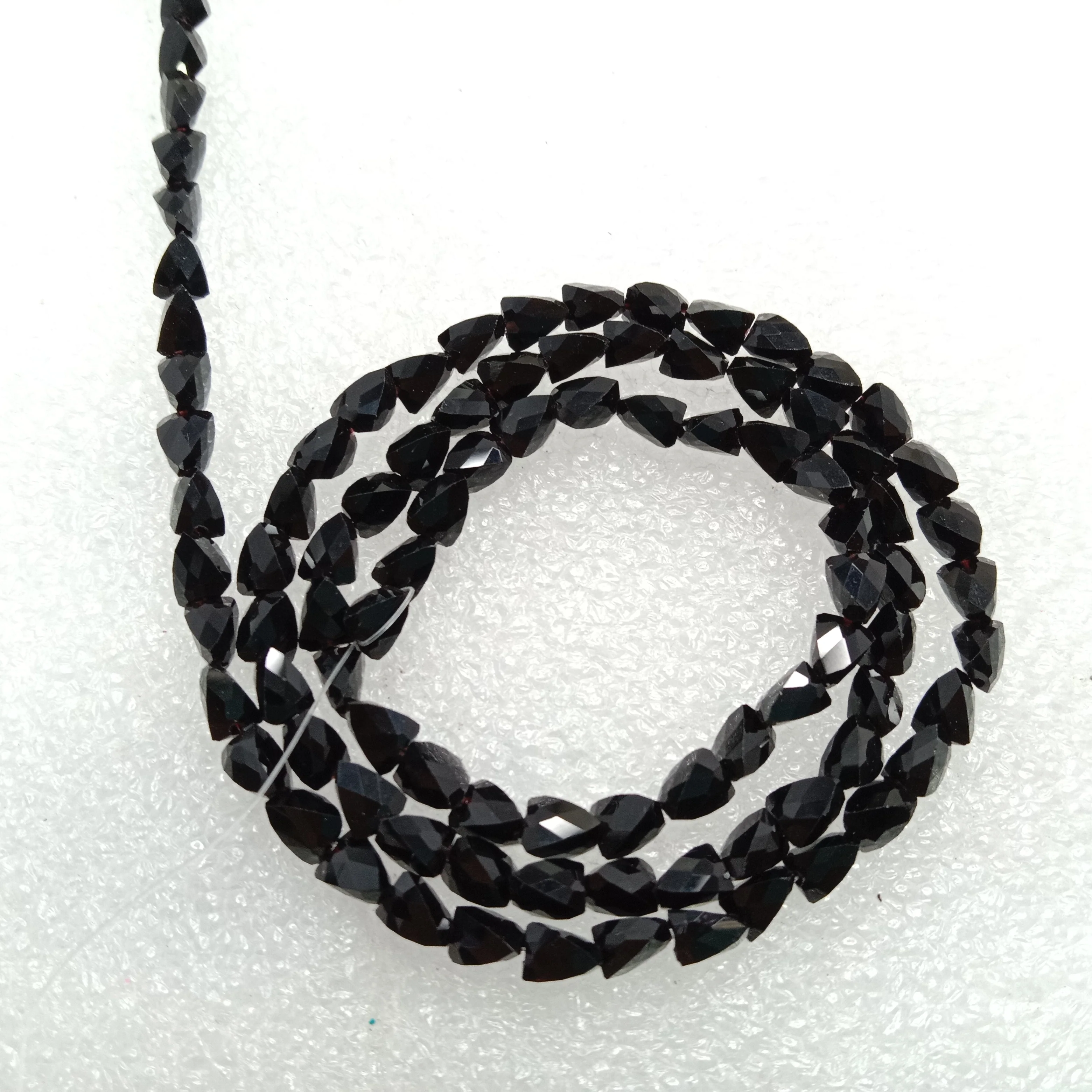 high quality black xcut crystal beads 6mm 1 string