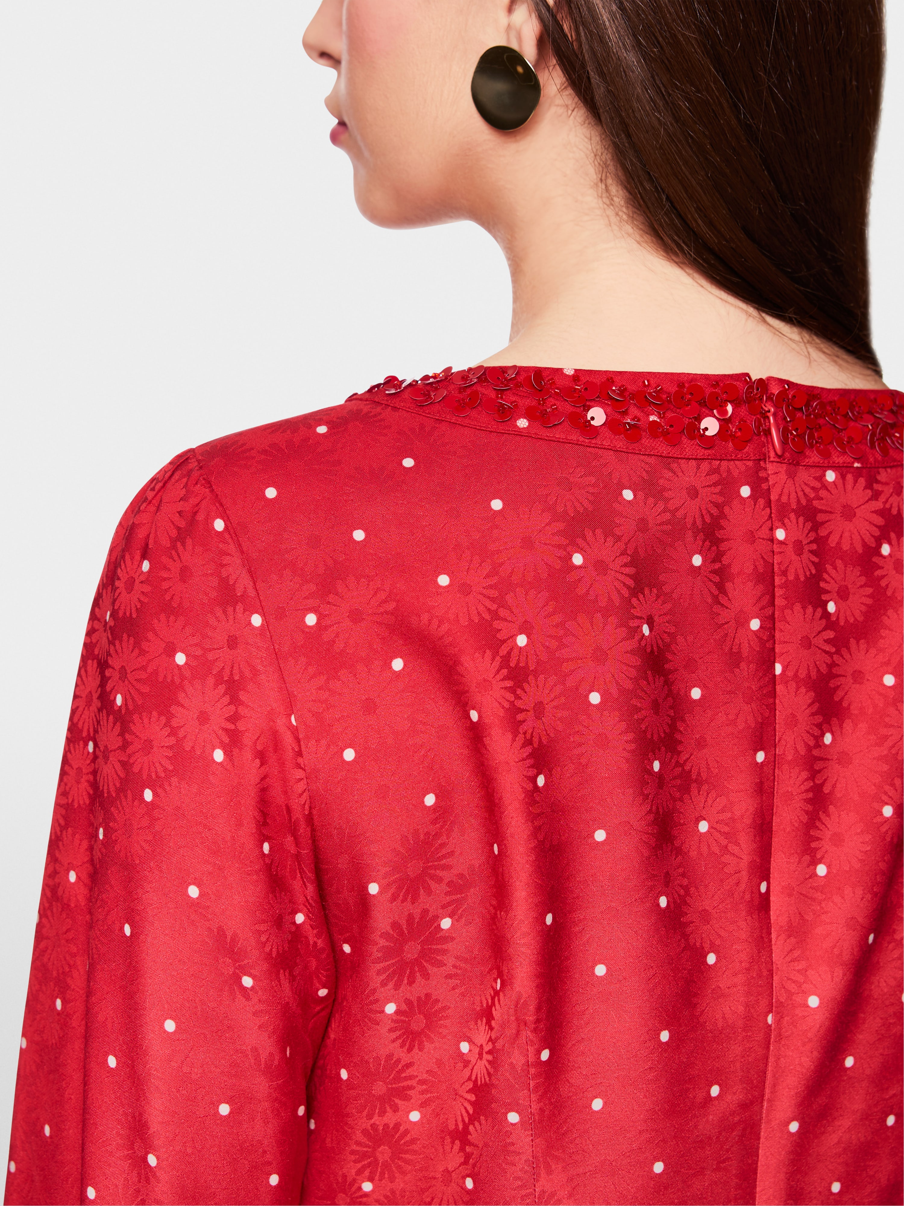 Marc Cain Feminine blouse with polka dots