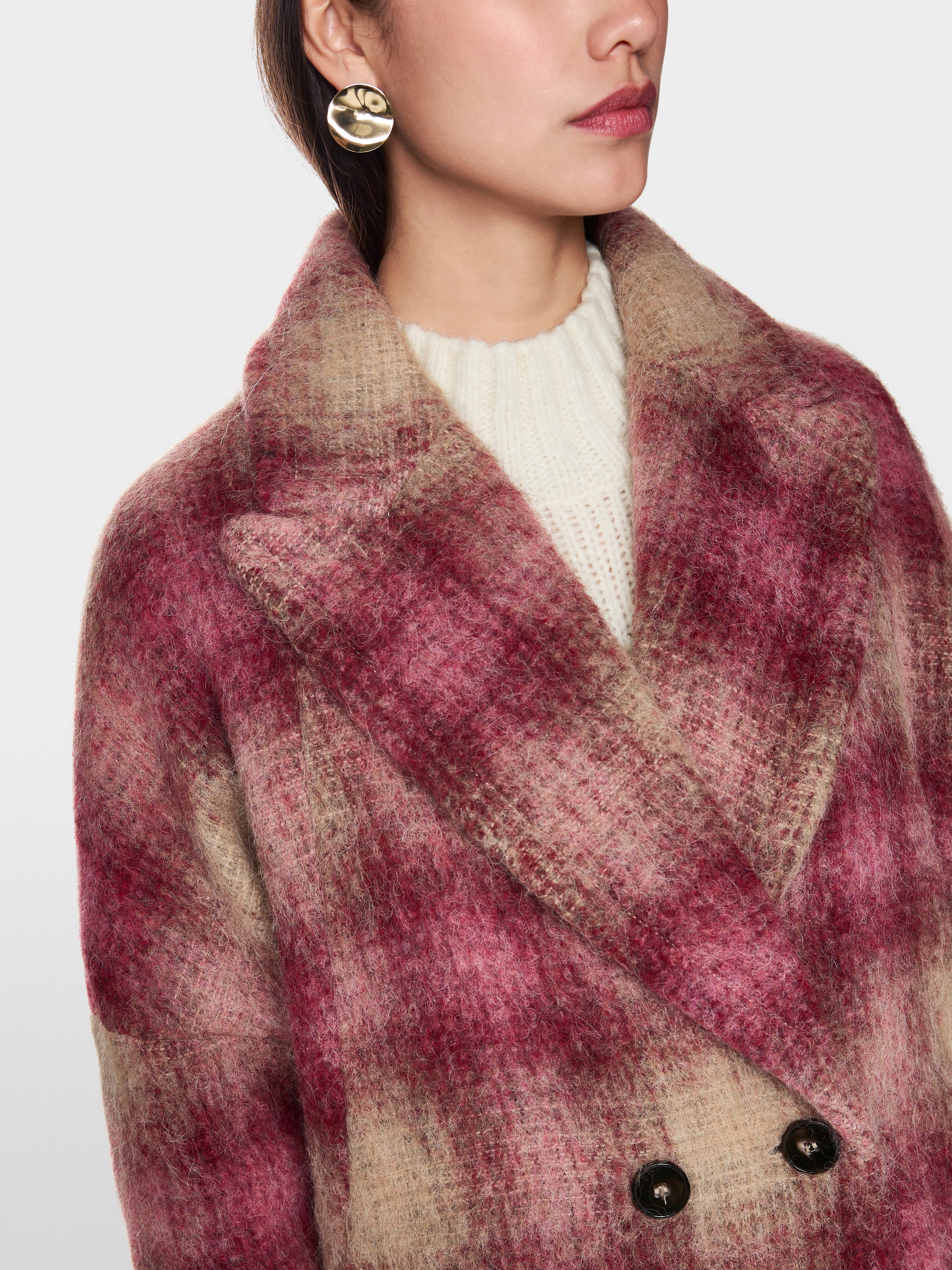 Marc Cain Coat with gently flowing checked pattern