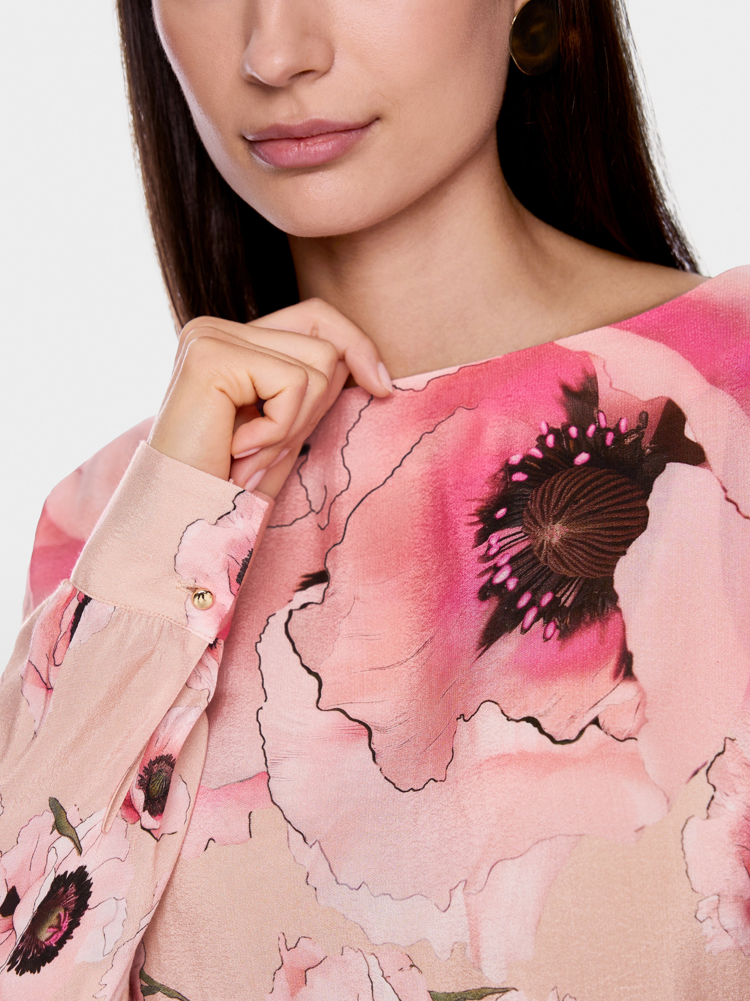 Marc Cain Loose viscose blouse