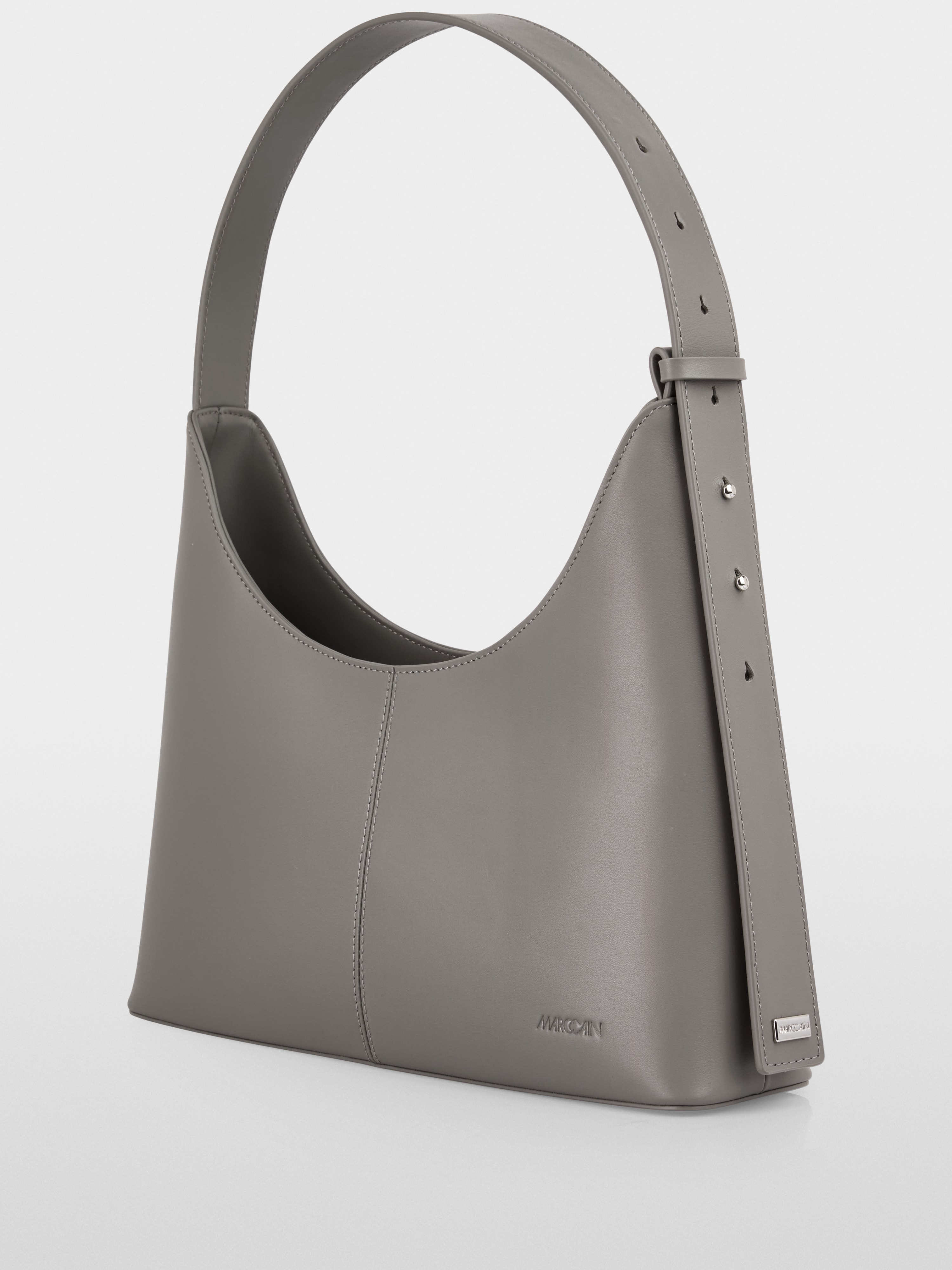 Marc Cain Leather shoulder bag
