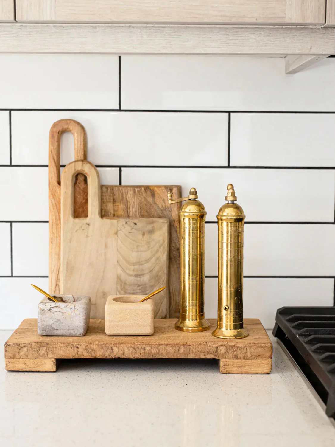 Holzsockel aus altem Ulmenholz